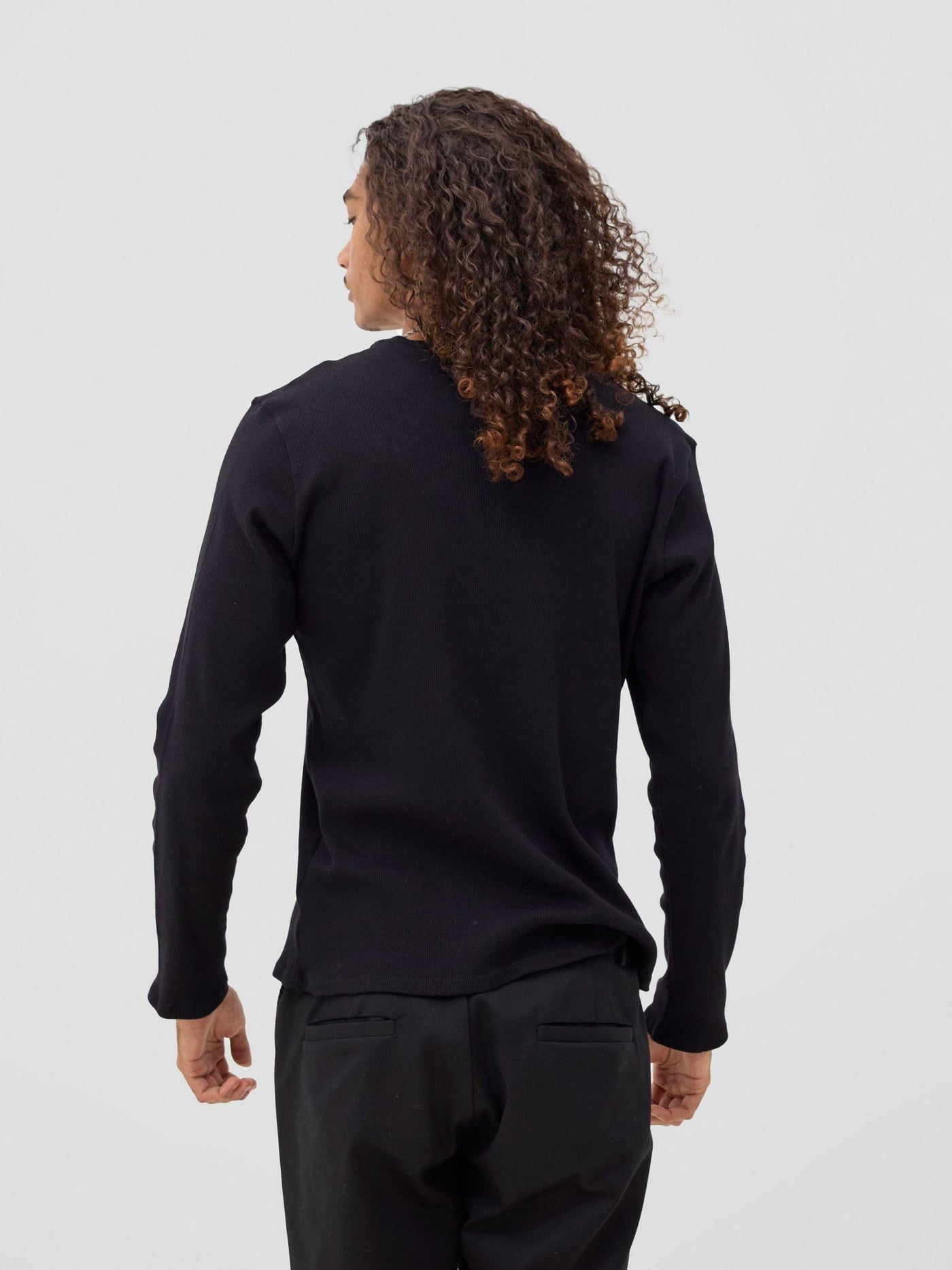 Zoya Yuni Men's Long Sleeve T-shirt - Black - Shopzetu
