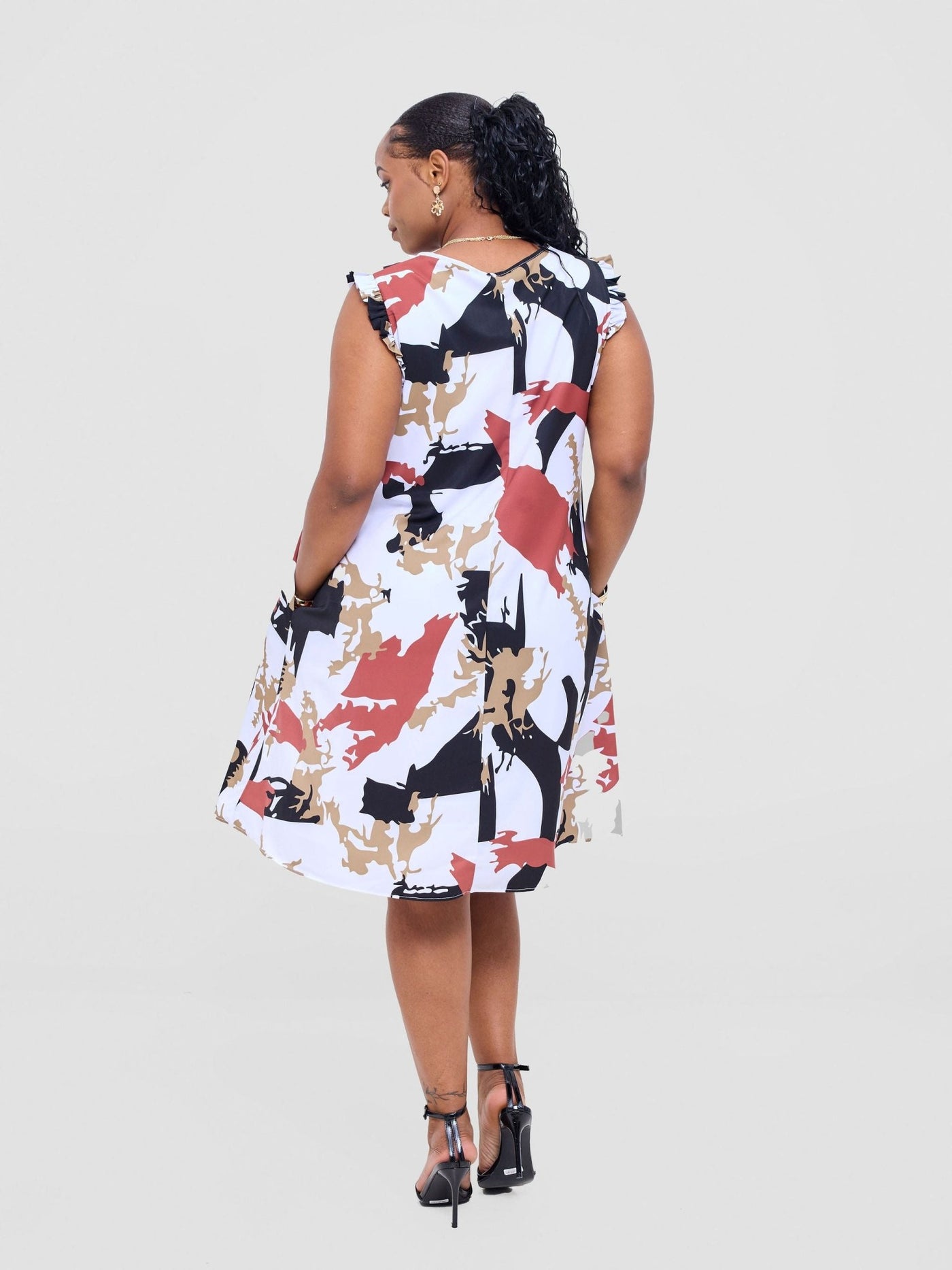 Vivo Ava Tent Knee Length Dress - White / Rust Abasi Print - Shopzetu