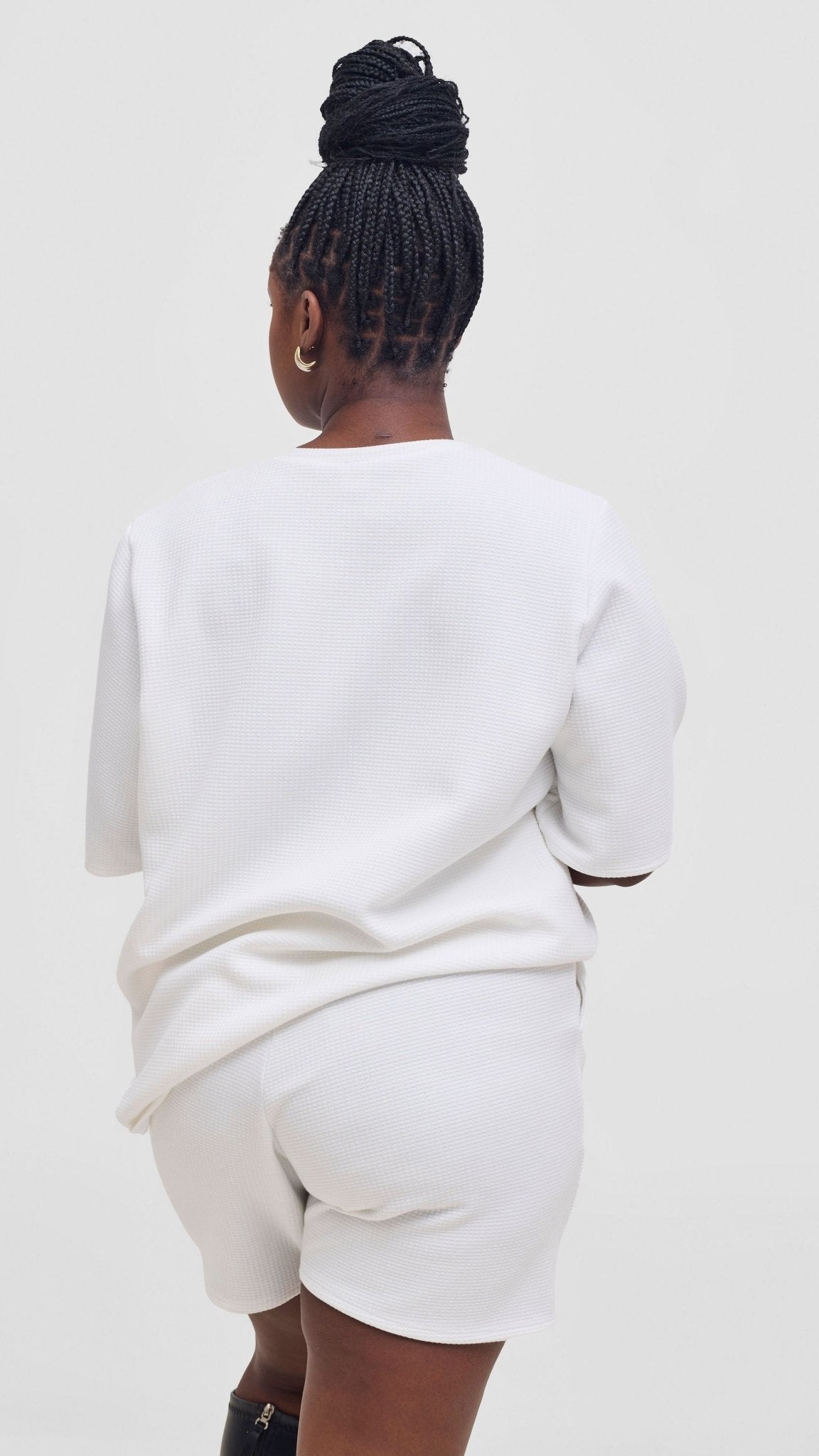 Shiv & Shikie X Safari Boxy T Shirt - White - Shopzetu