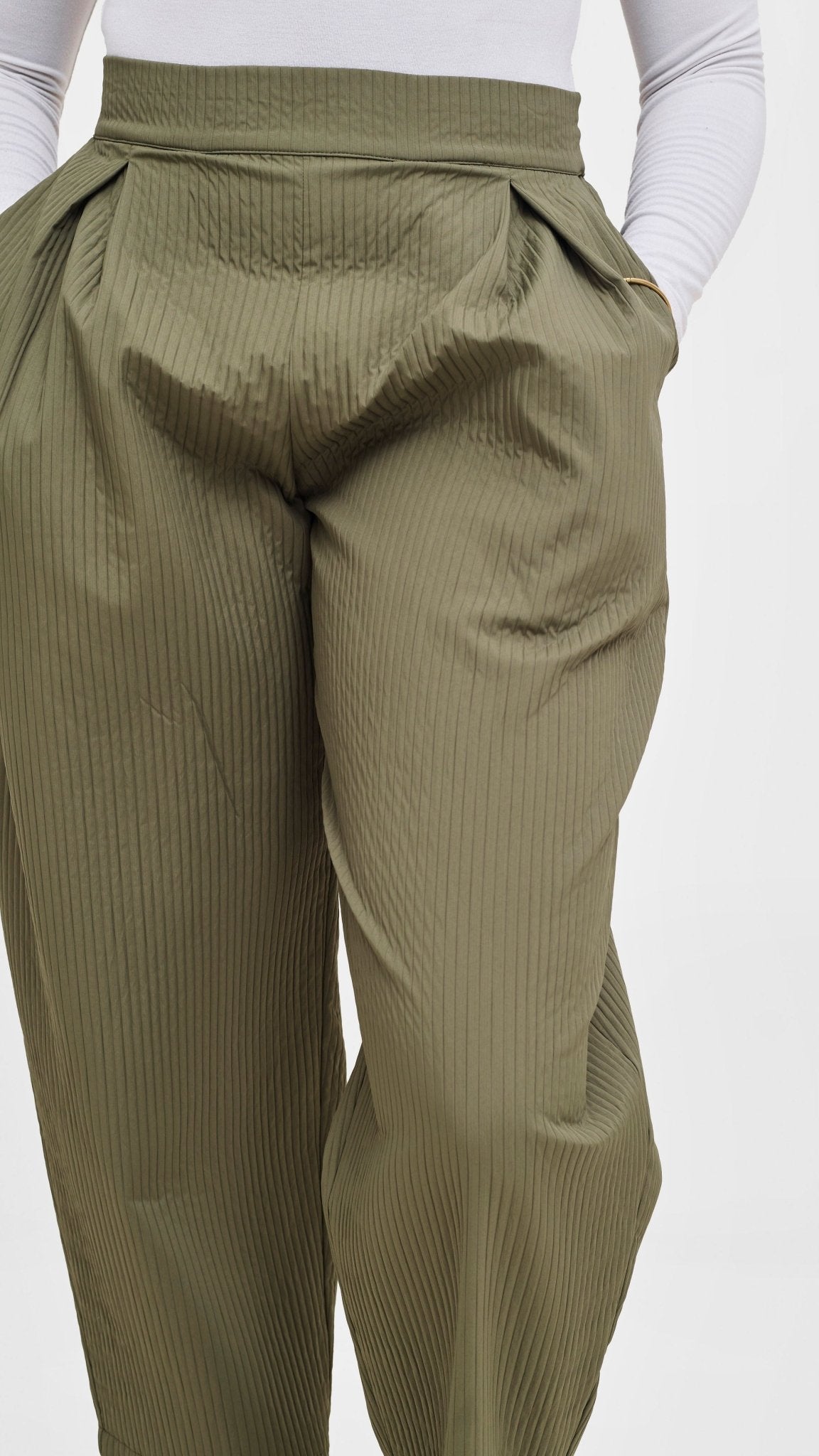 Shiv & Shikie X Safari Barrel Pants - Olive - Shopzetu
