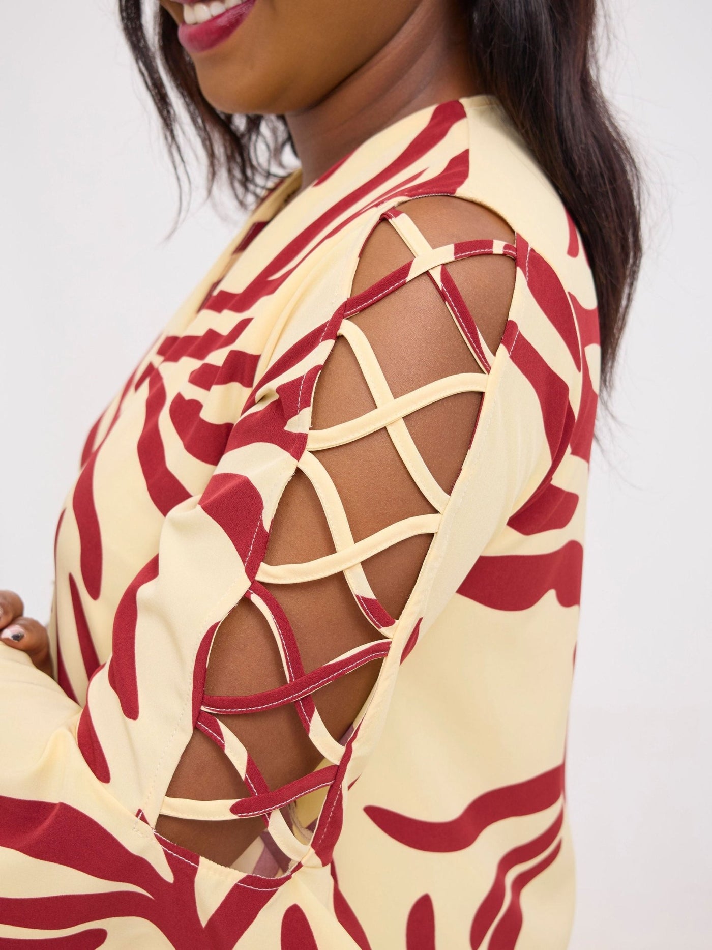 Vivo Dali 3/4 Cut Out Sleeve Maxi Dress - Cream / Maroon Print - Shopzetu