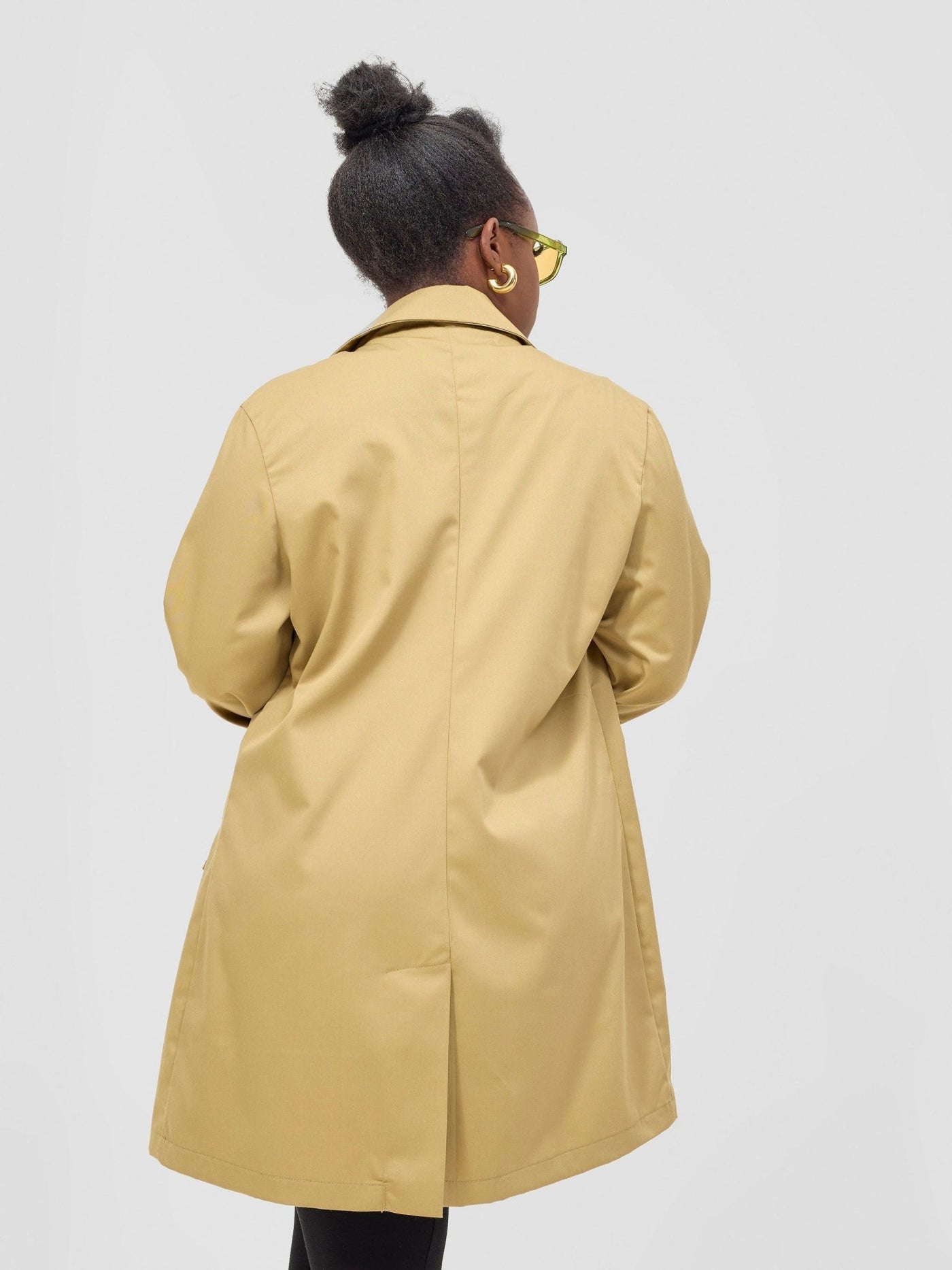 Zoya Kyro Women's Oversized Blazer - Beige - Shopzetu