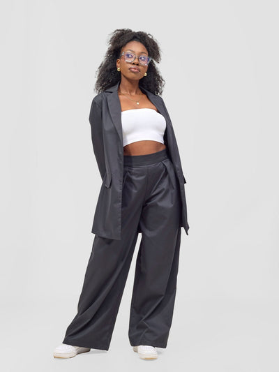 Zoya Kyro Straight Leg Pants - Black - Shopzetu