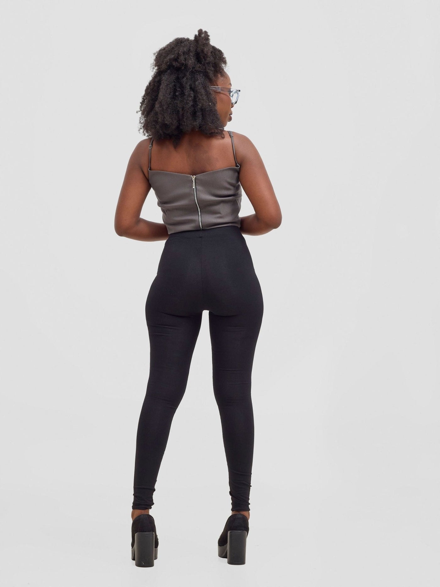 Zoya Kyro Strappy Vest - Grey - Shopzetu