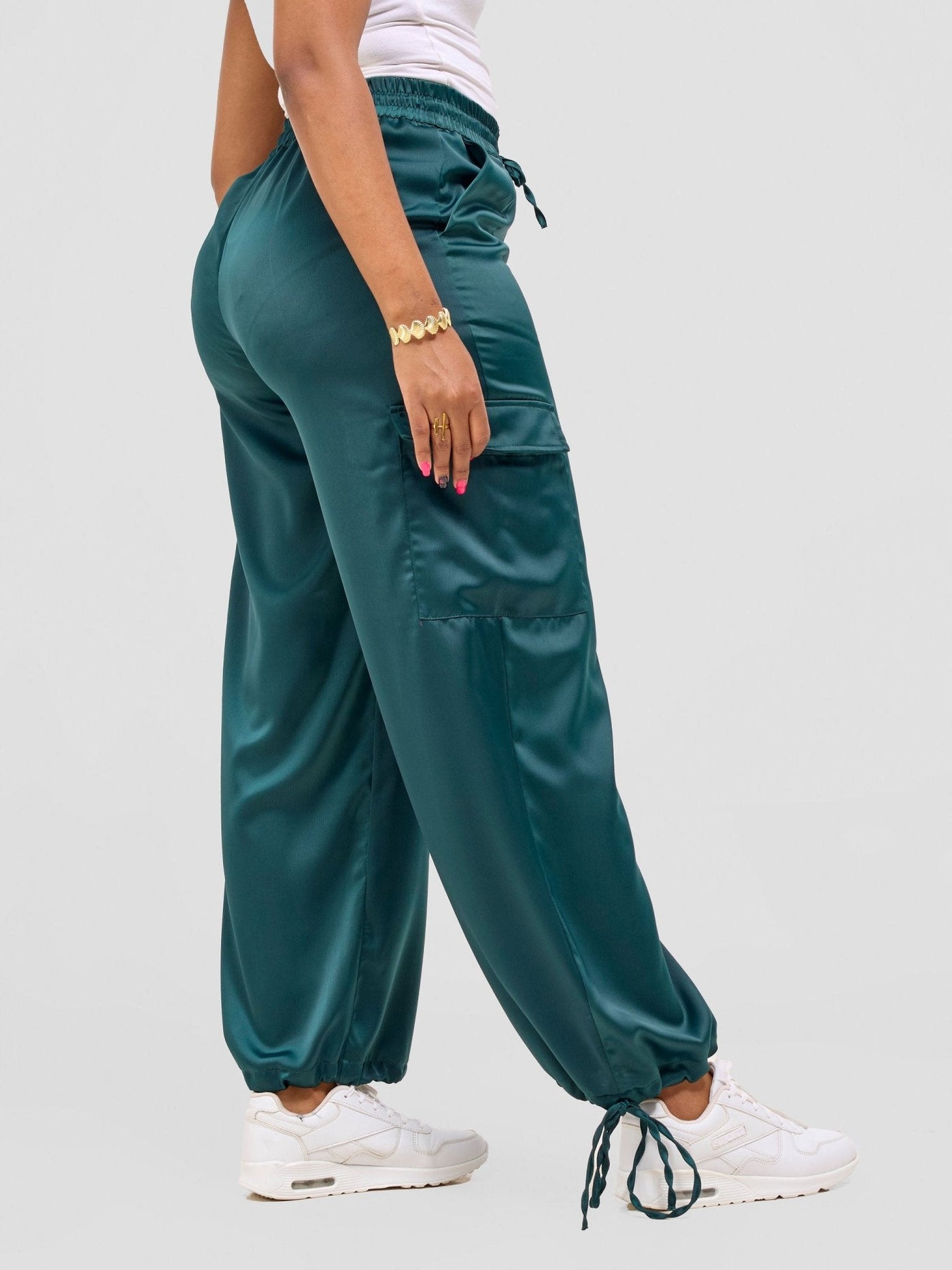 Zoya Luna Cargo Pants - Dark Green - Shopzetu