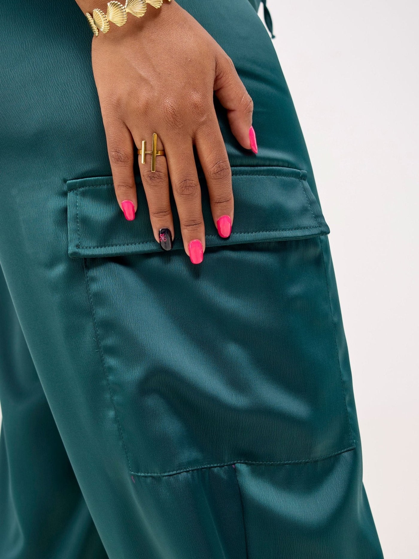 Zoya Luna Cargo Pants - Dark Green - Shopzetu