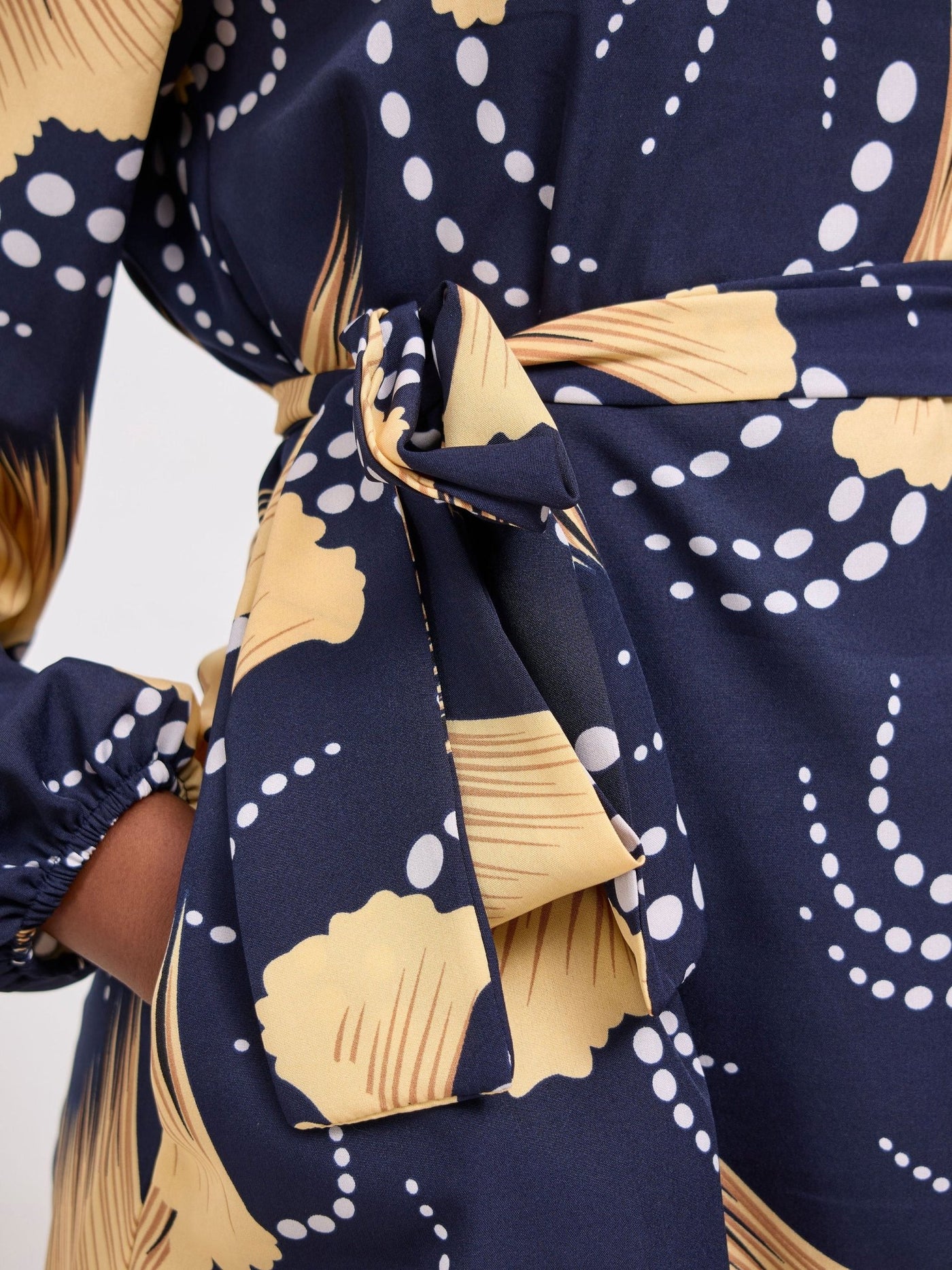 Vivo Basic Ayo Bishop Sleeve Dress - Cream / Navy Print - Shopzetu