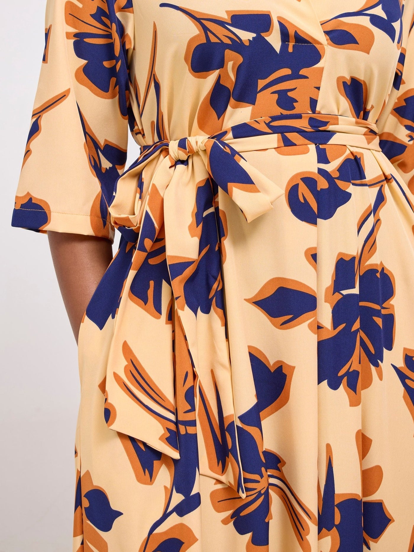 Vivo Yumi Maxi Shirt Dress - Cream / Navy Lena Print - Shopzetu
