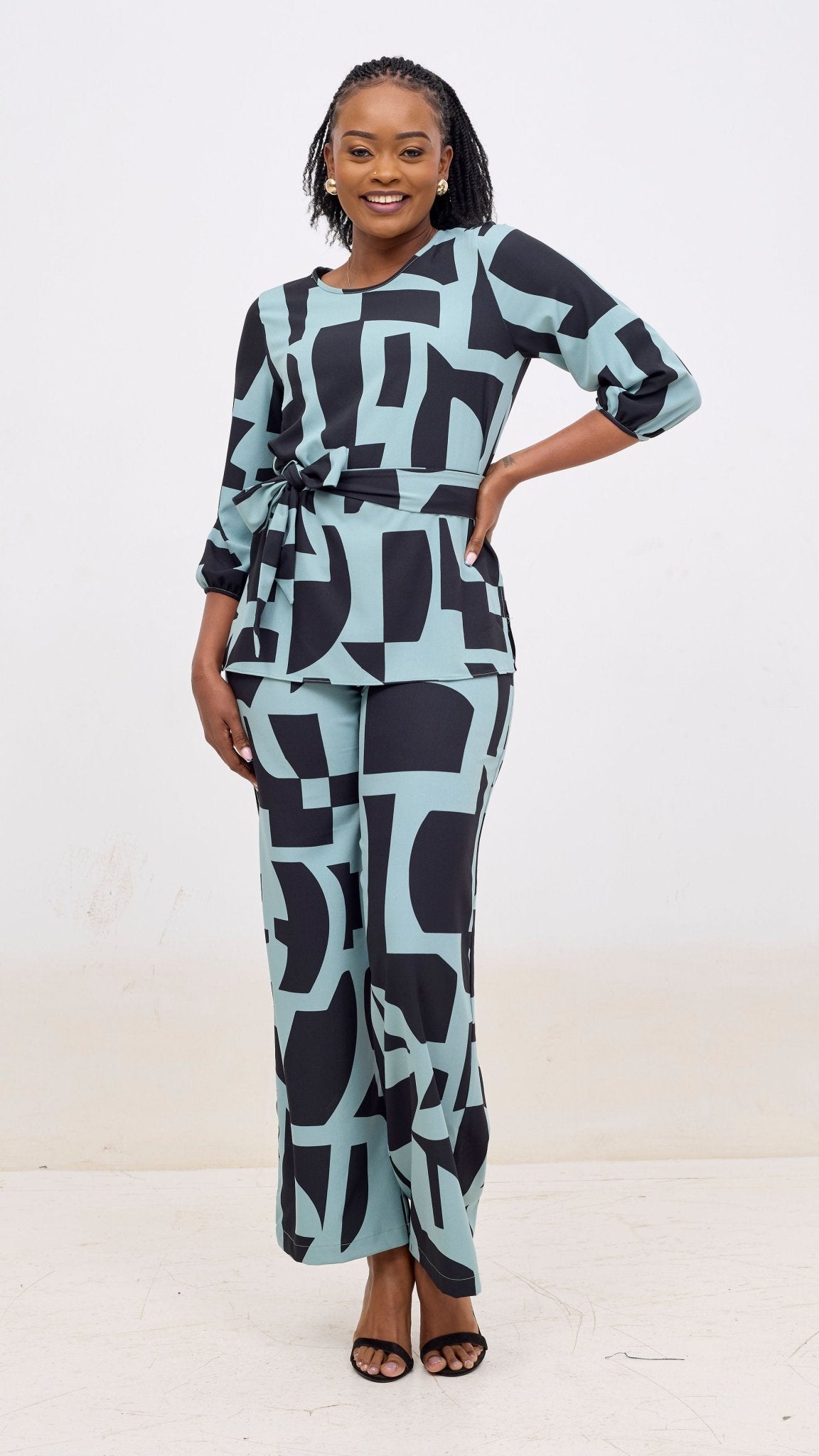 Vivo Kani Bishop Sleeve Top - Mint / Black Dashen Print - Shopzetu