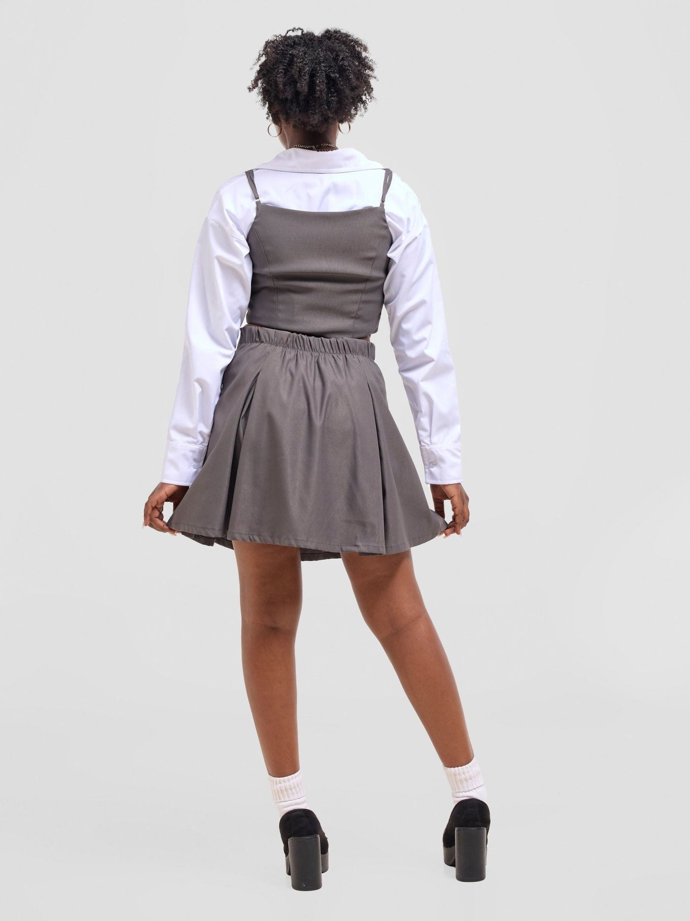 Zoya Kyro Pleated Mini Skirt - Grey - Shopzetu