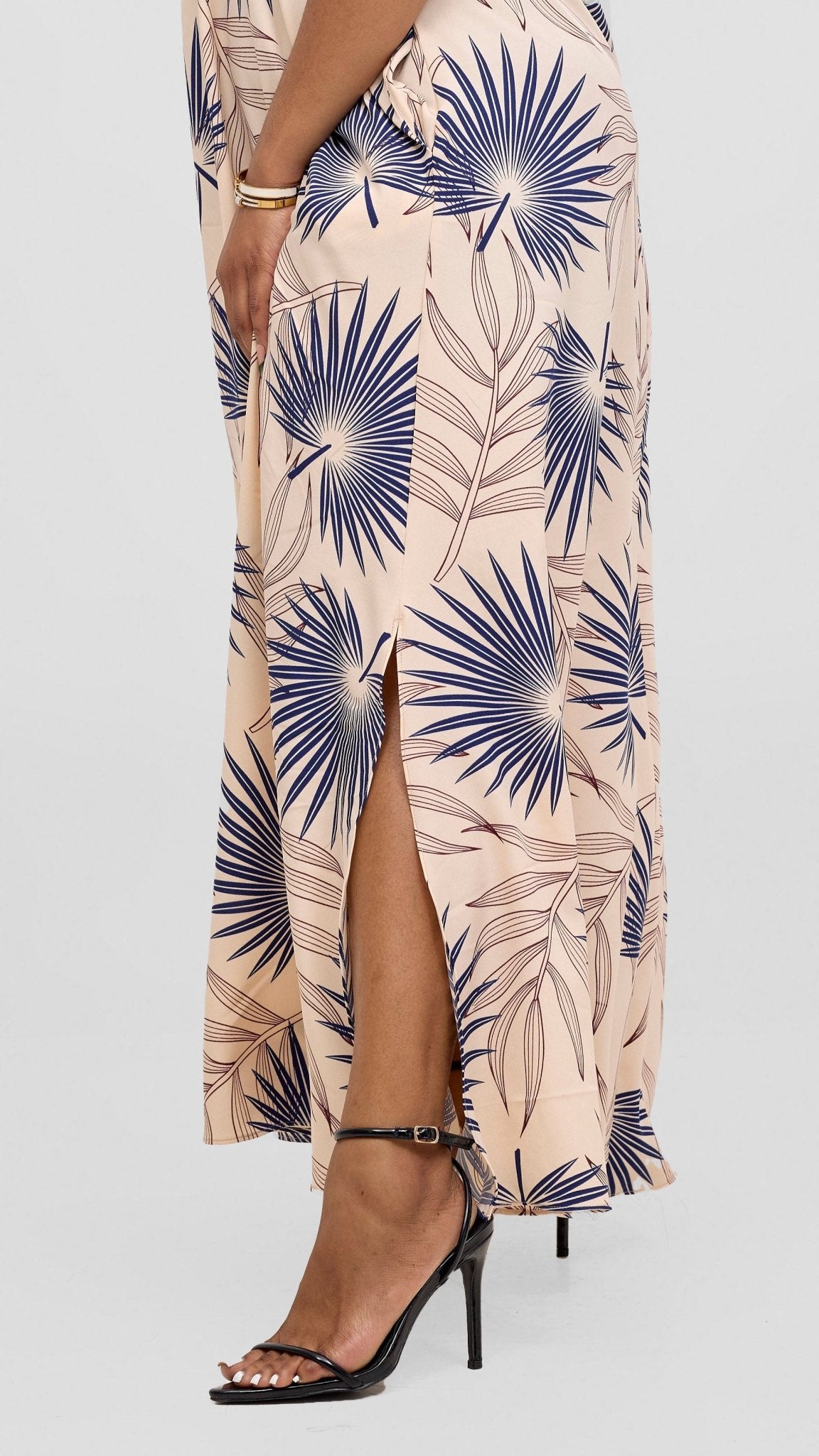 Vivo Ava Front Pleat Maxi Dress - Peach / Navy Print - Shopzetu