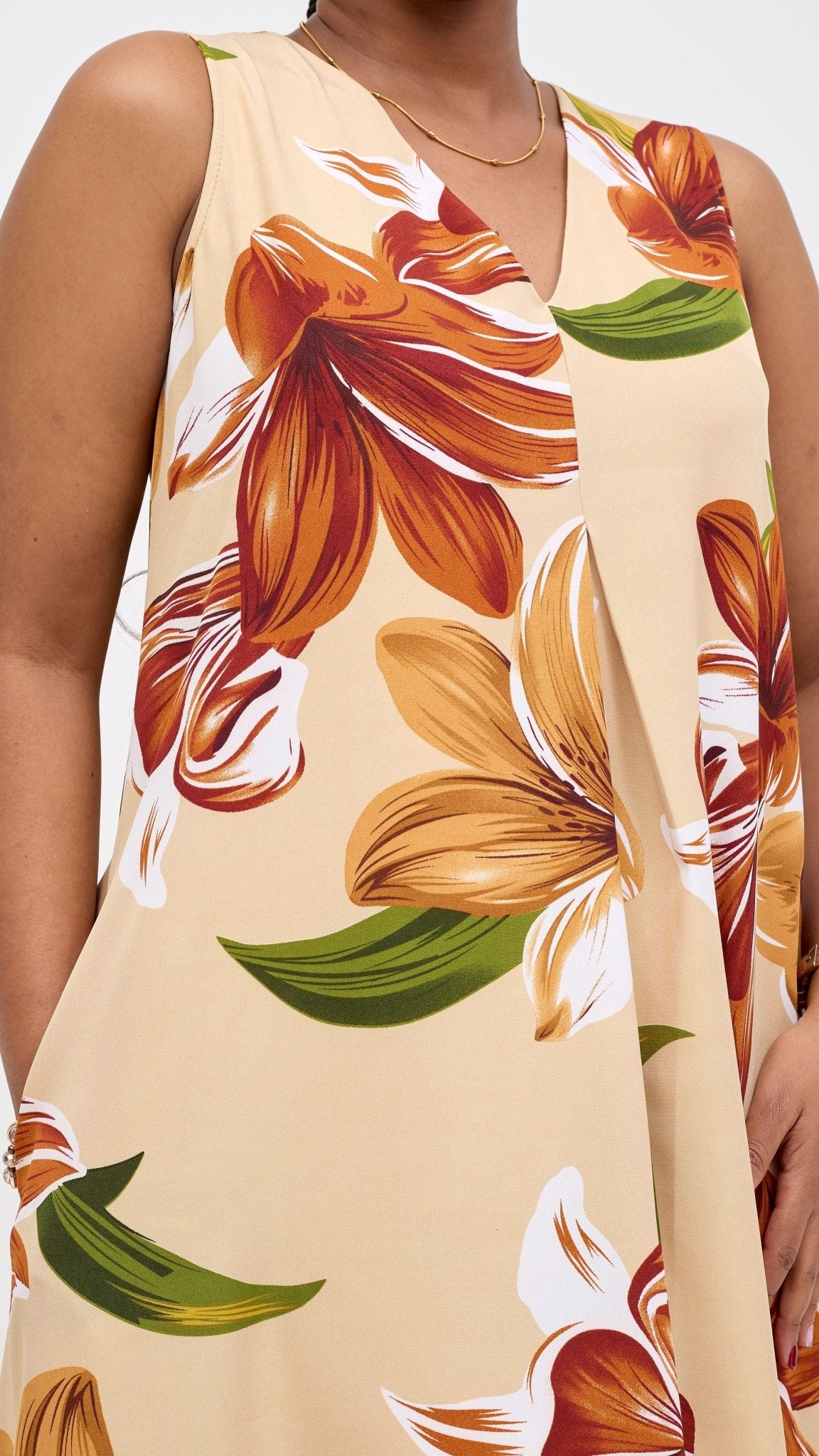 Vivo Ava Front Pleat Maxi Dress - Green / Rust Print - Shopzetu