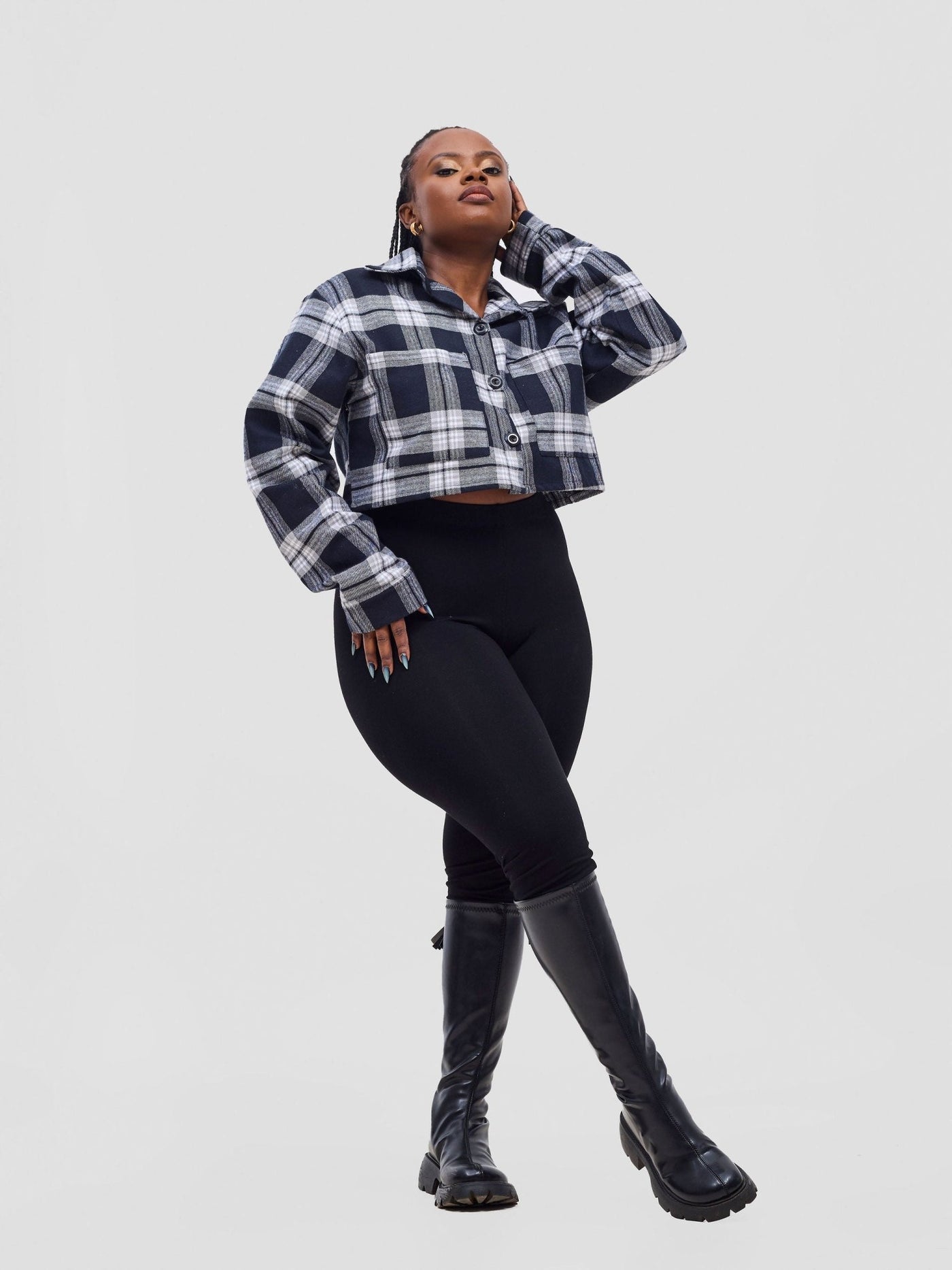 Zoya Aridi Cropped Jacket - Black / White - Shopzetu