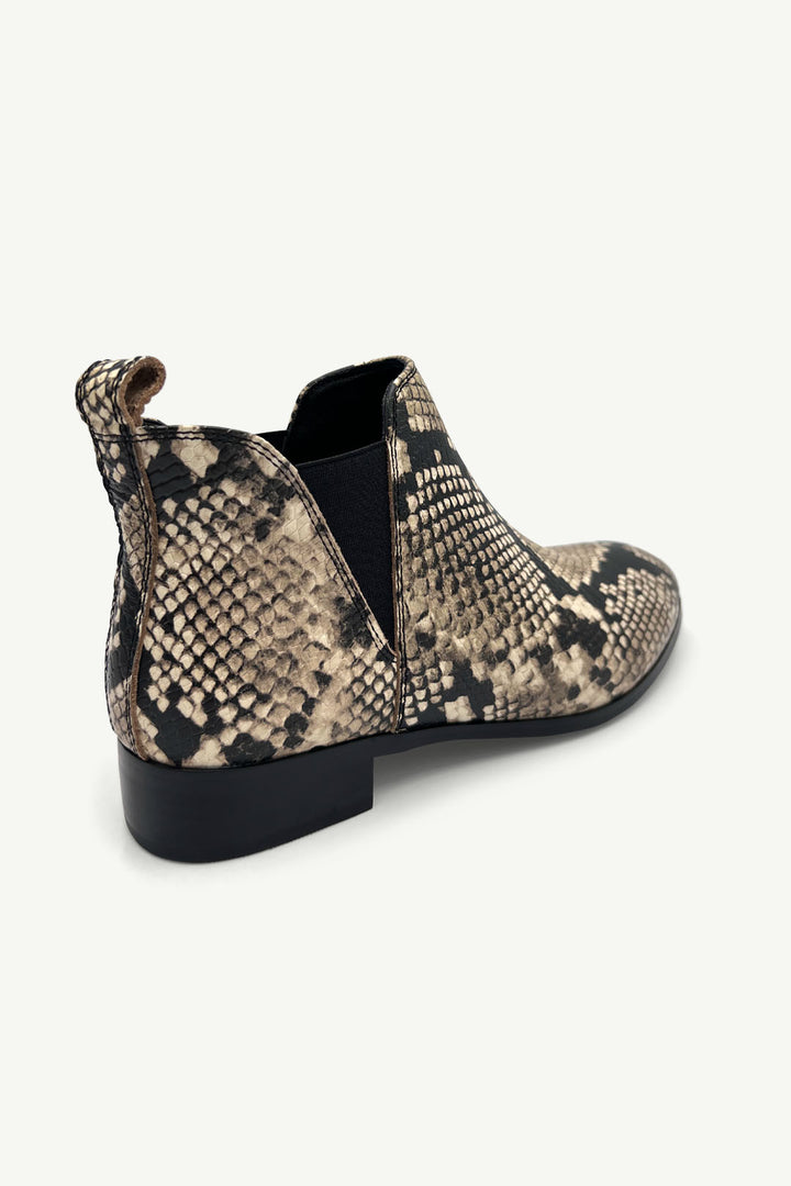 Julz Aria Boot - Beige Snake