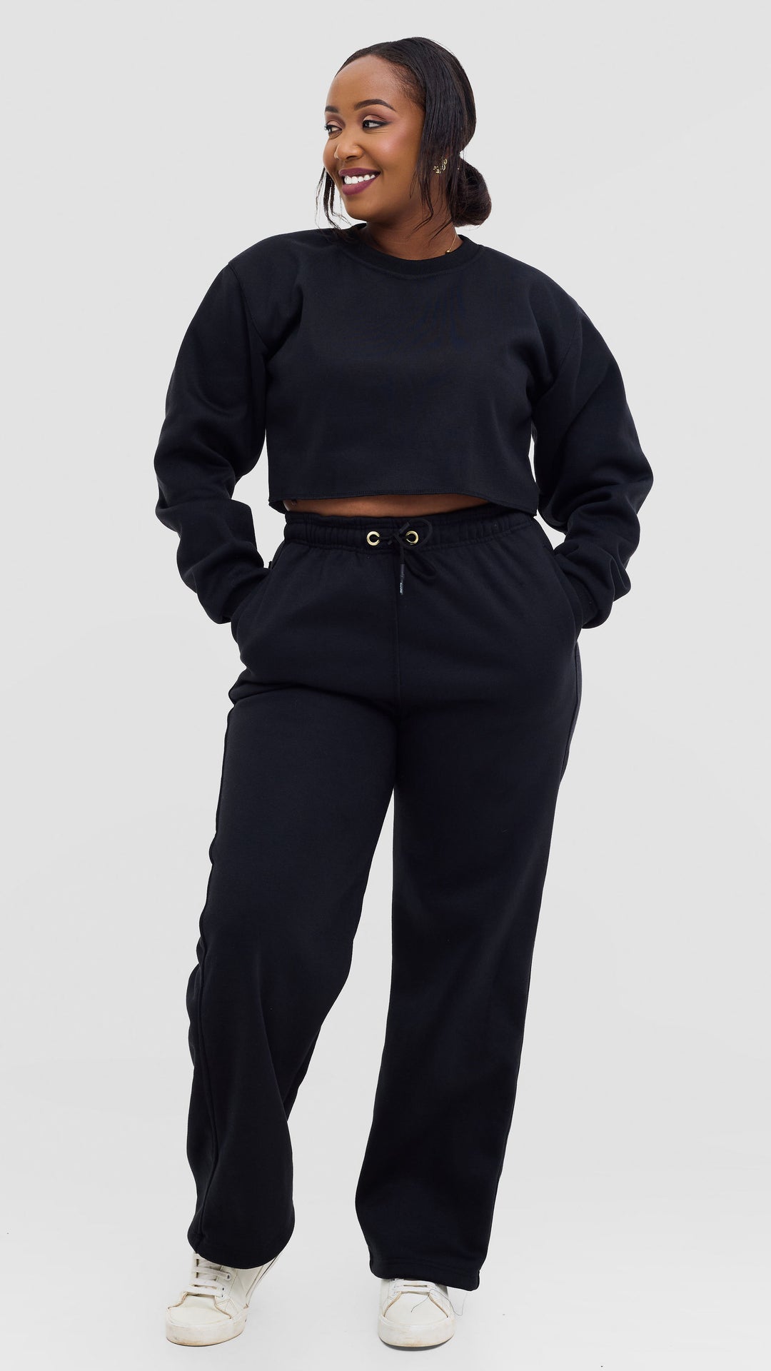 Timyt Urban Wear – Cropped Sweatshirt & Straight Leg Sweat Pant Set - Black