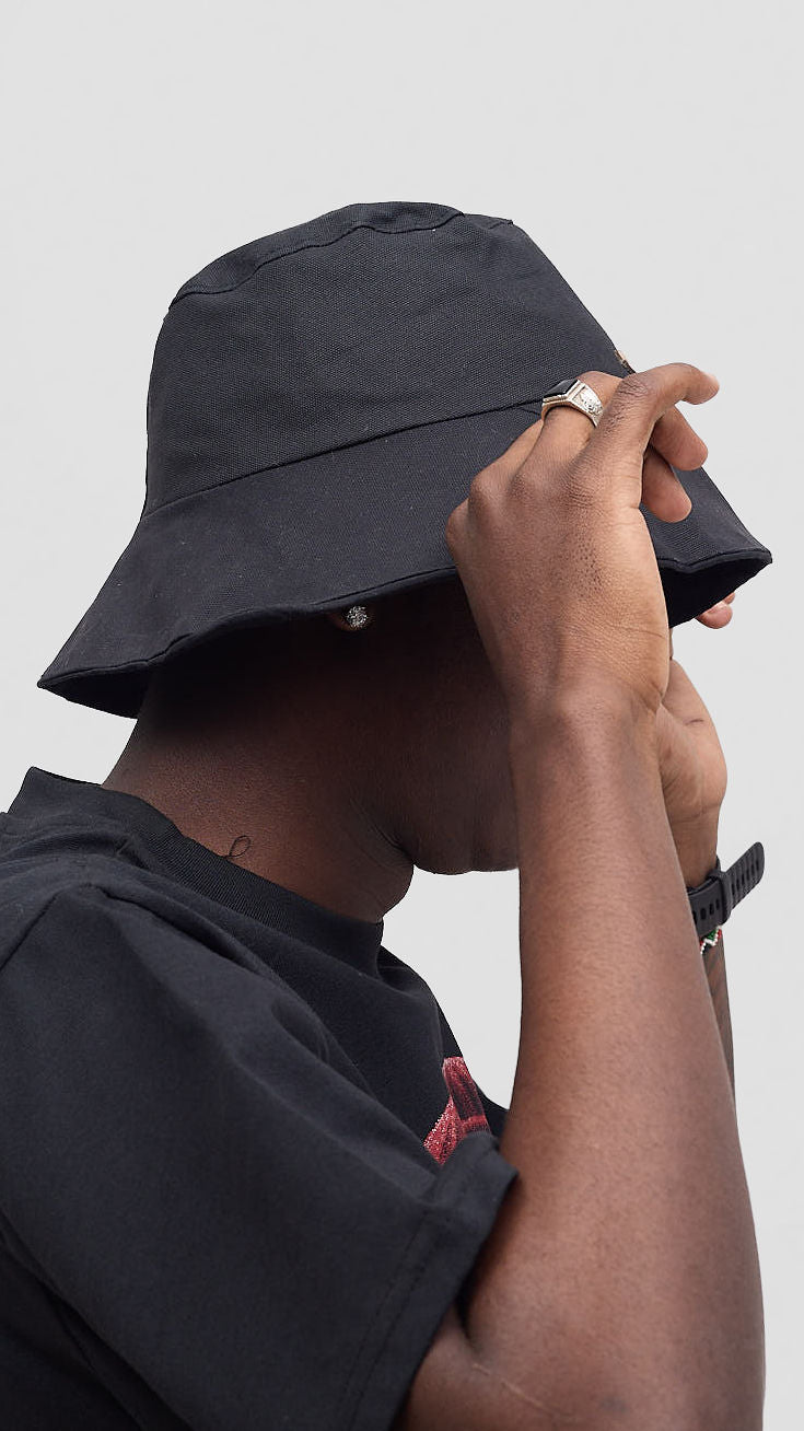 African Sisu Classic Black Bucket Hat – Minimalist Unisex Streetwear