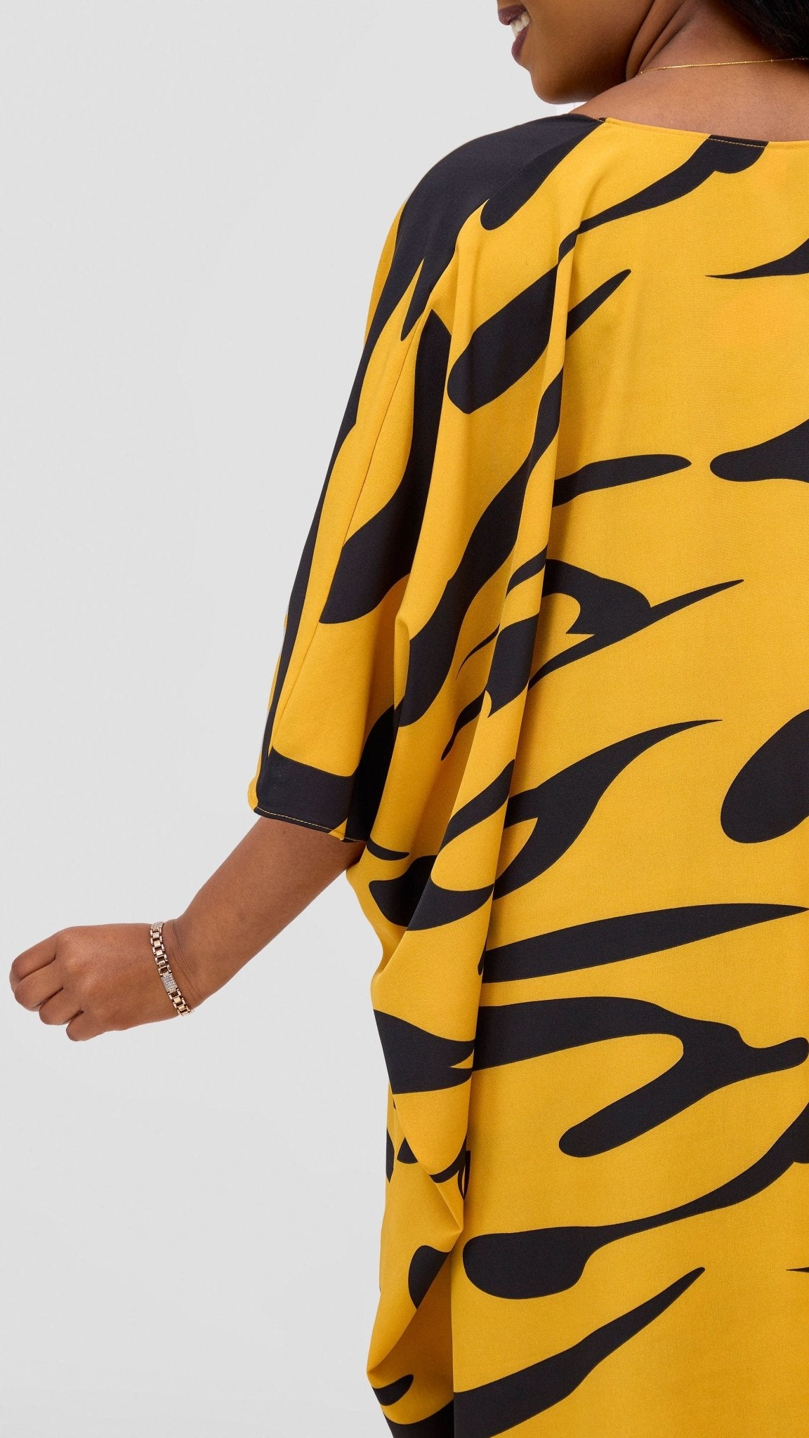 Vivo Basic Open Kaftan - Mustard / Black Print - Shopzetu