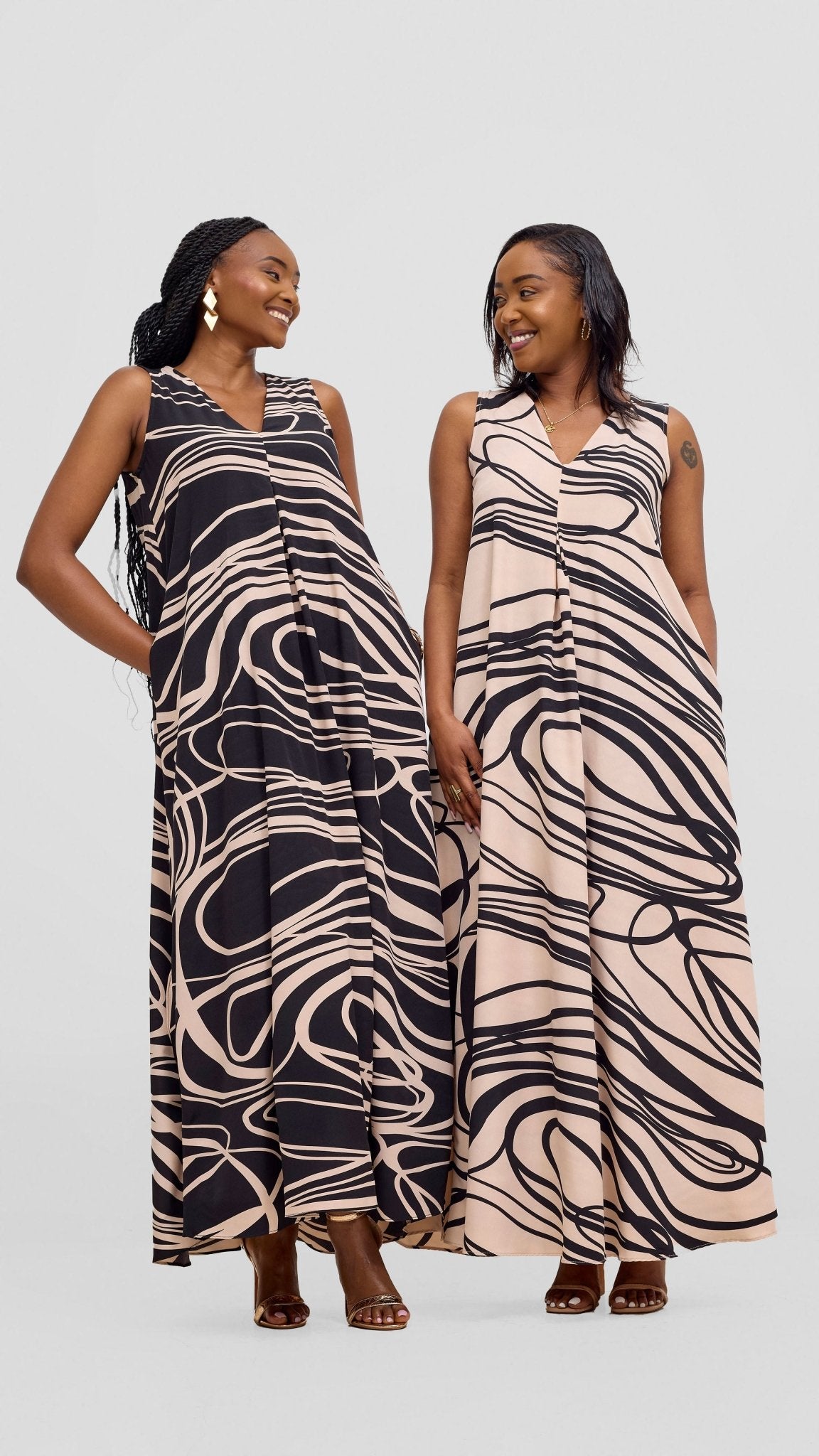 Vivo Ava Front Pleat Maxi Dress - Black / Peach Print - Shopzetu