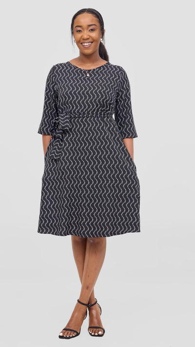 Vivo Laika 3/4 Sleeve Tent Dress - Black / White Print - Shopzetu