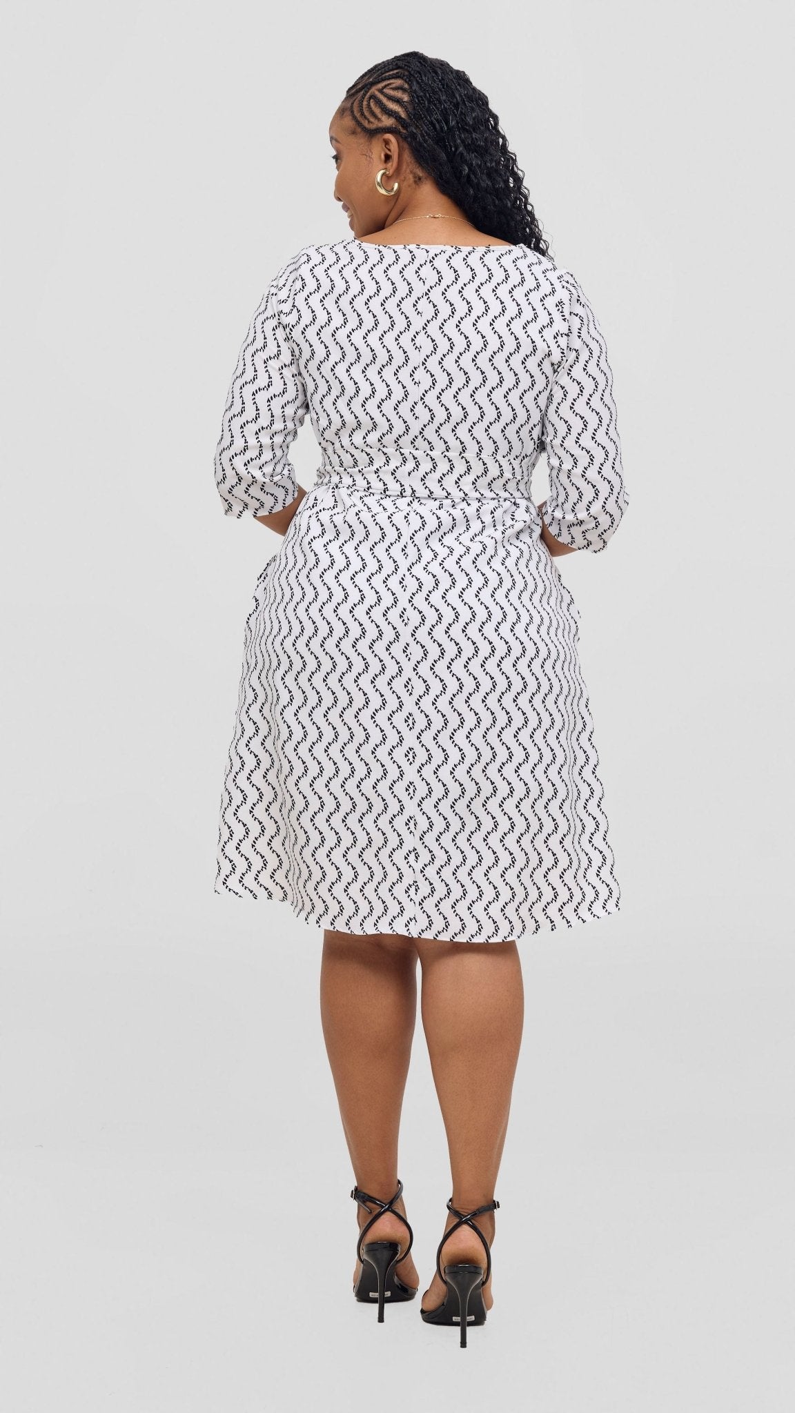 Vivo Laika 3/4 Sleeve Tent Dress - White / Black Print - Shopzetu