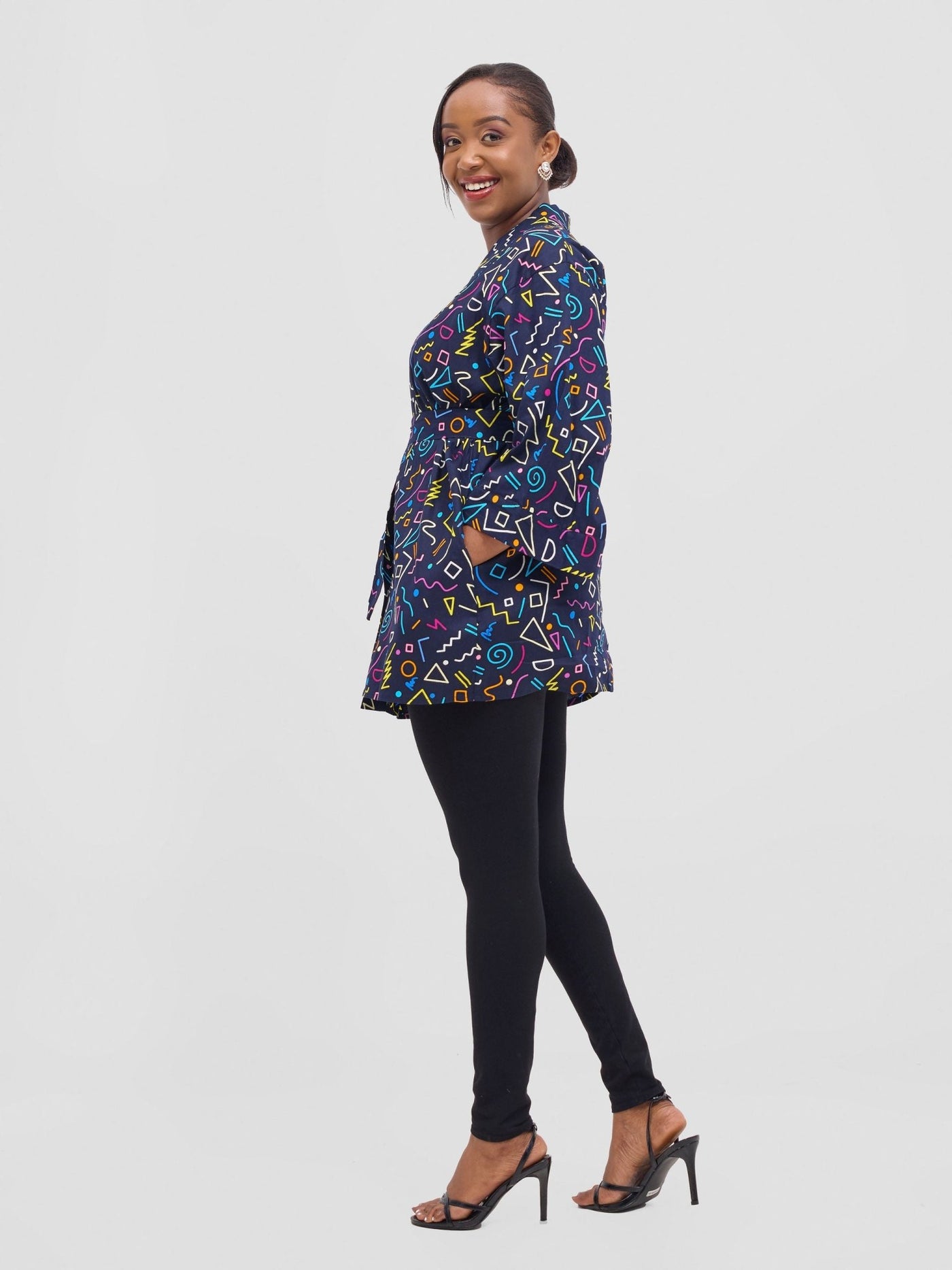 Vivo Short Kimono - Tari - Shopzetu