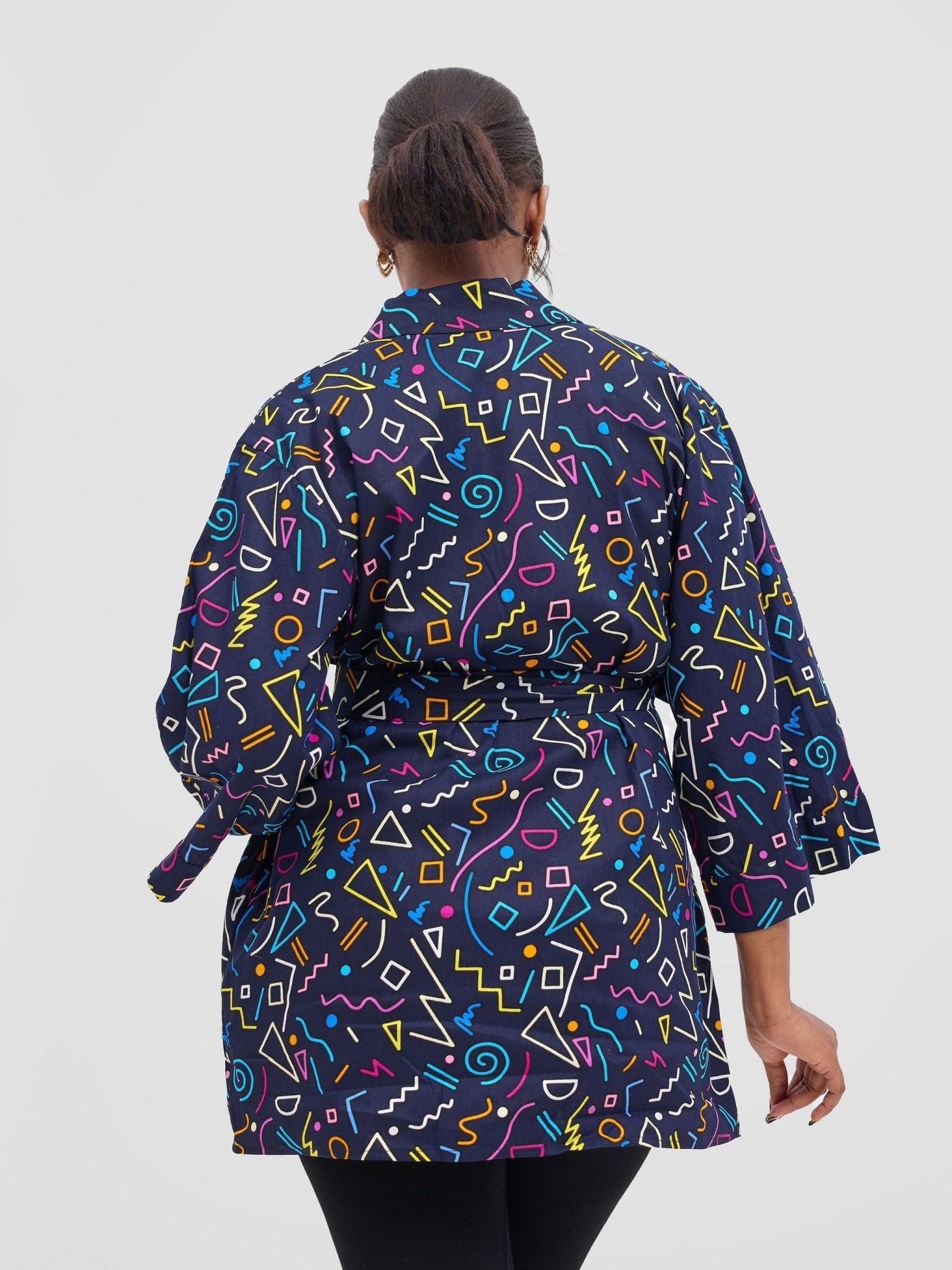 Vivo Short Kimono - Tari - Shopzetu