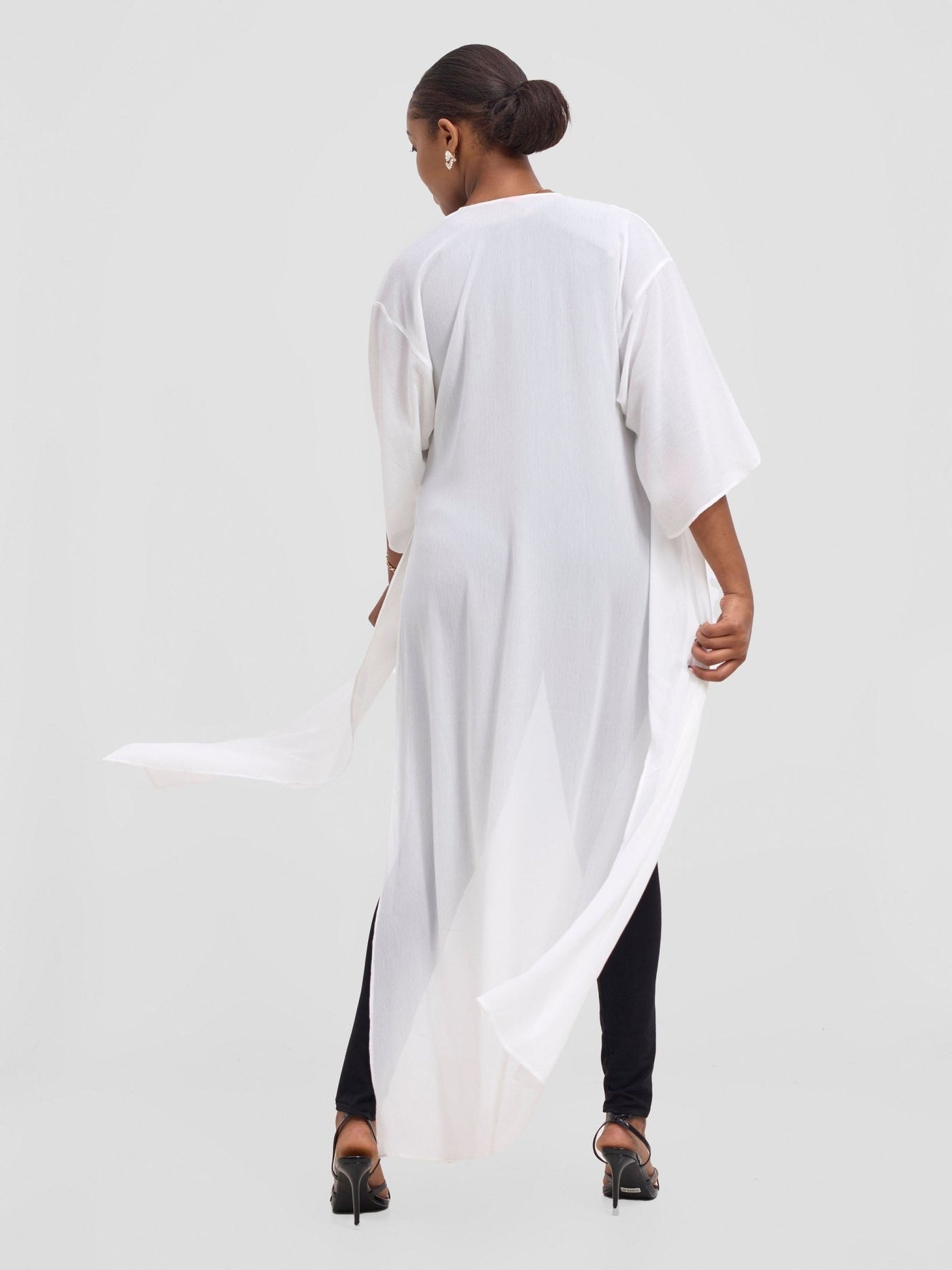 Vivo Basic Nandi High Slit Kimono - White - Shopzetu