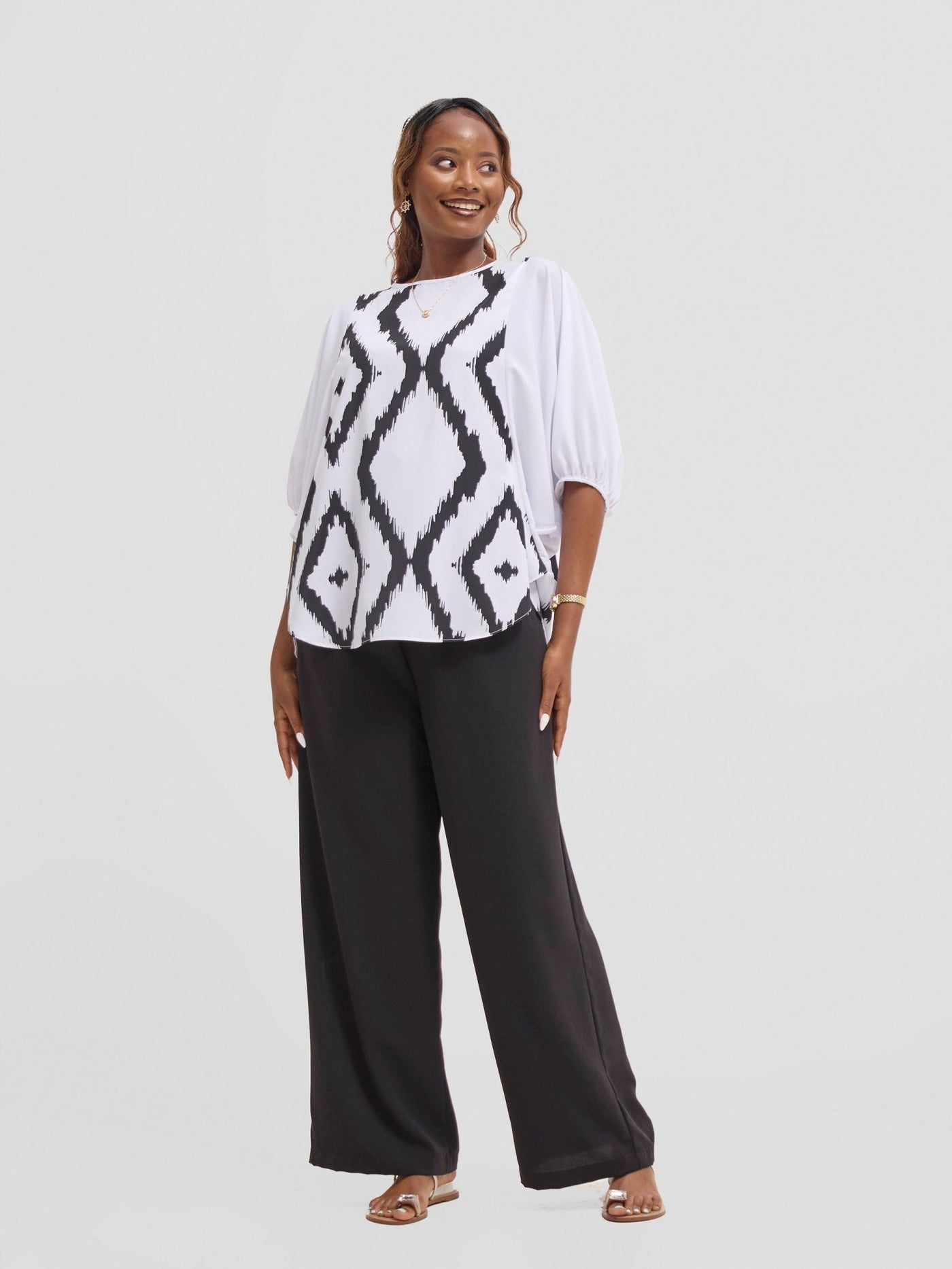 Vivo Seli Wide Top - White / Black Esli Print - Shopzetu