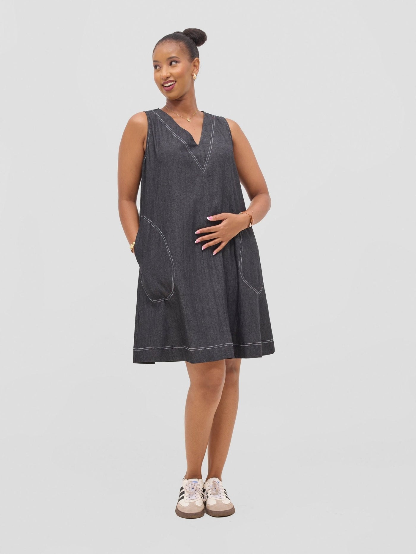 Vivo Seli V - Neck Length Dress - Black - Shopzetu