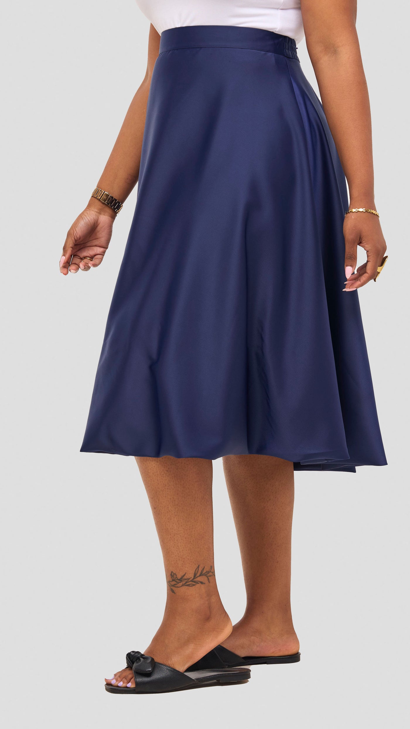Vivo Iyana Bubble Midi Skirt - Navy
