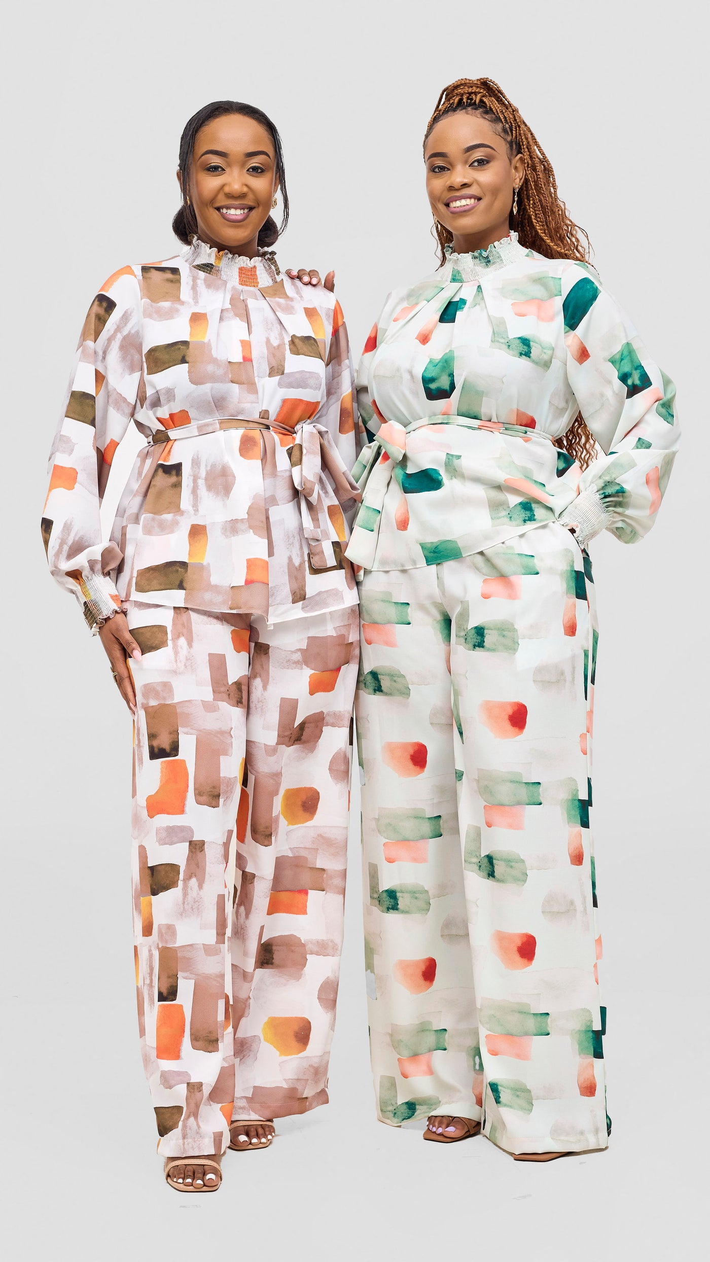 Vivo Ayah Bishop Sleeve Mock Neck Top - Green / Peach Zani Print