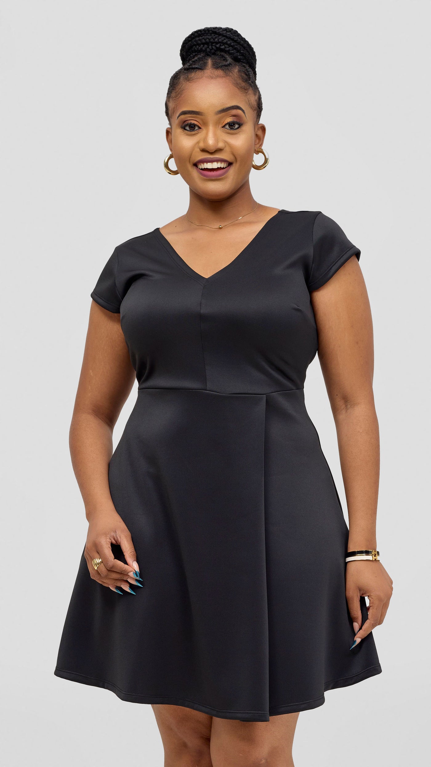Vivo Nora Front Pleat Knee Length Dress - Black