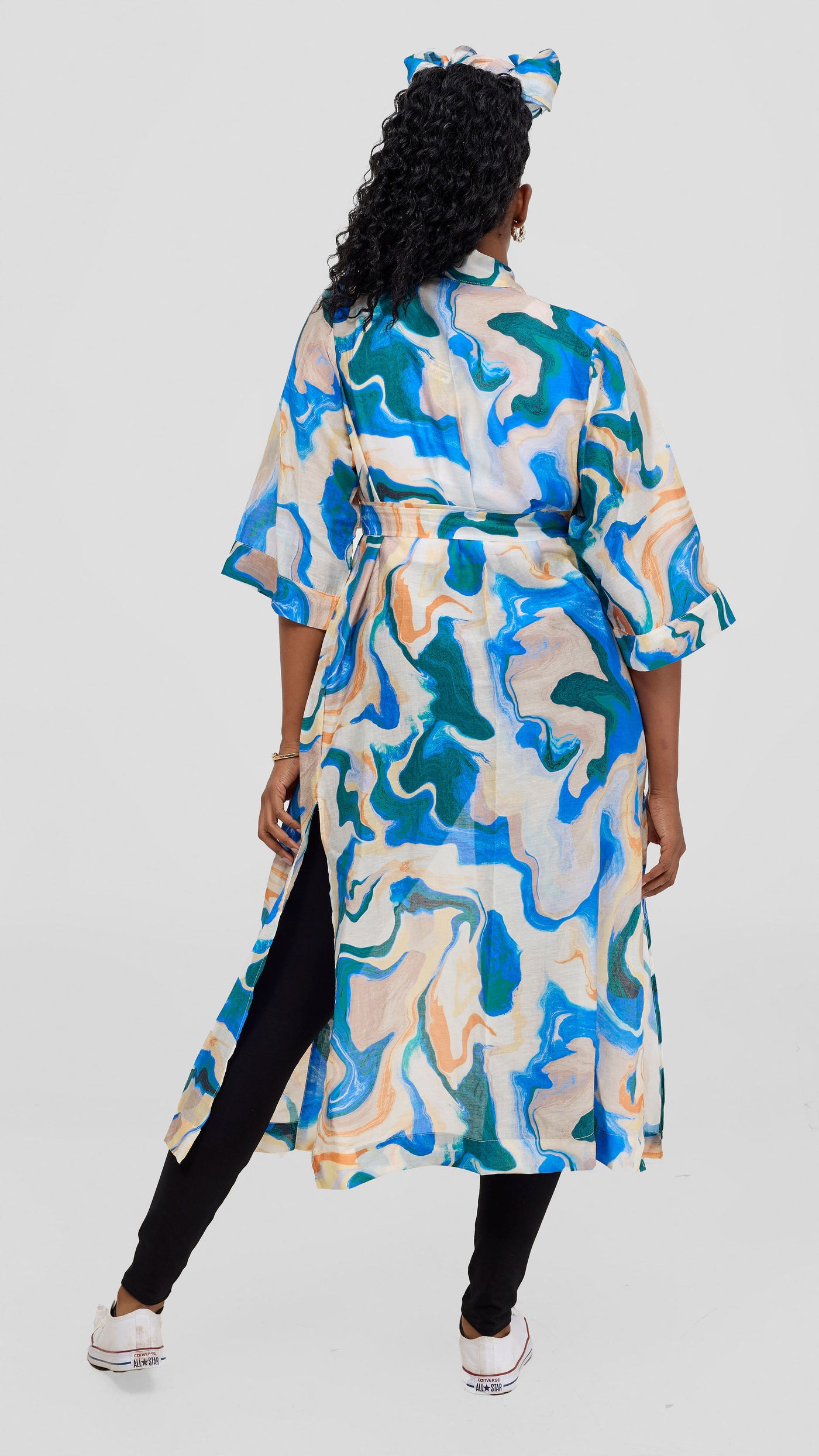 Safari by Vivo  3/4 Sleeve Maxi Kimono With Headwrap - Off White / Navy Print