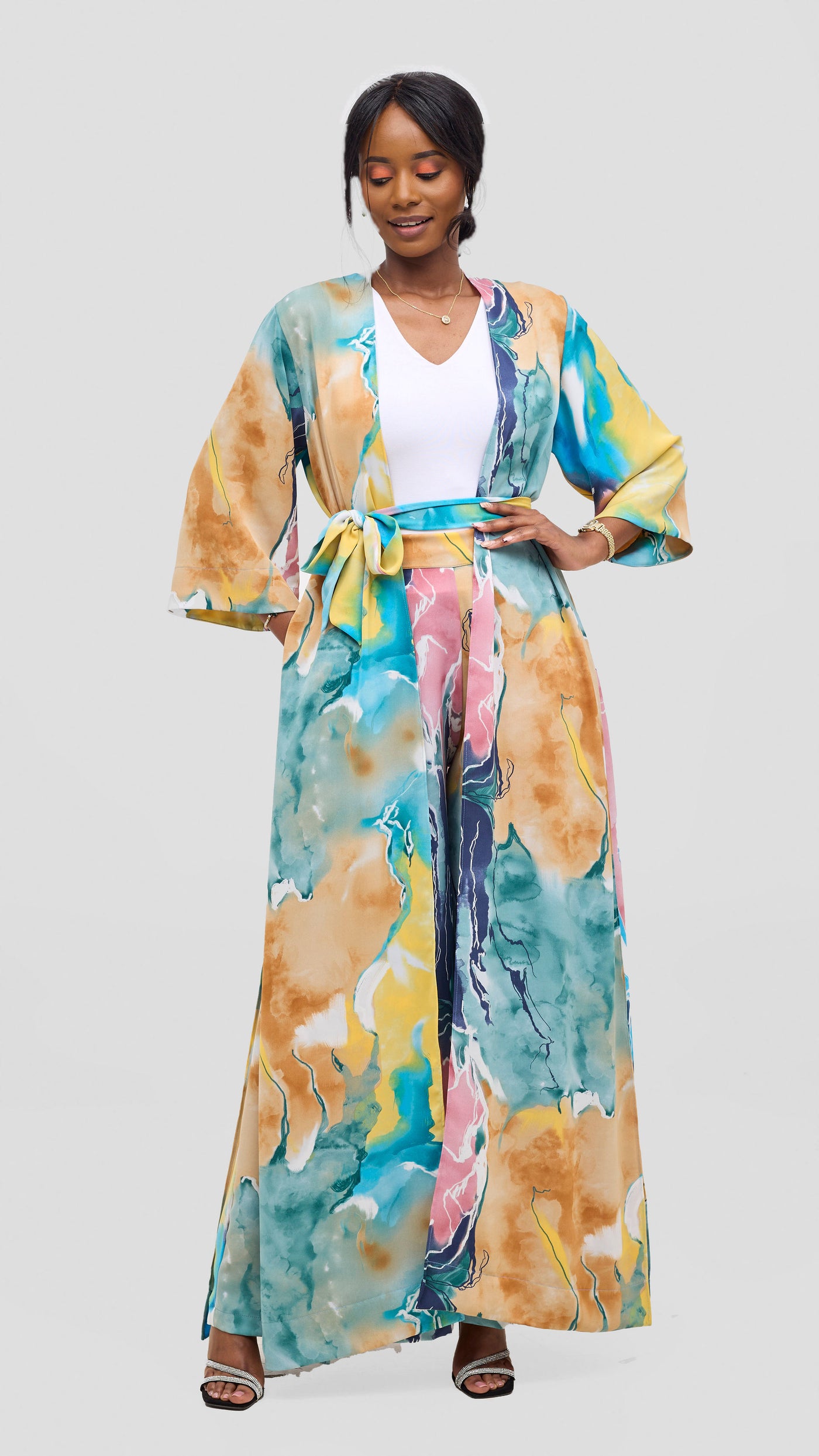 Vivo Alek High Slit Kimono - Tan / Navy Print