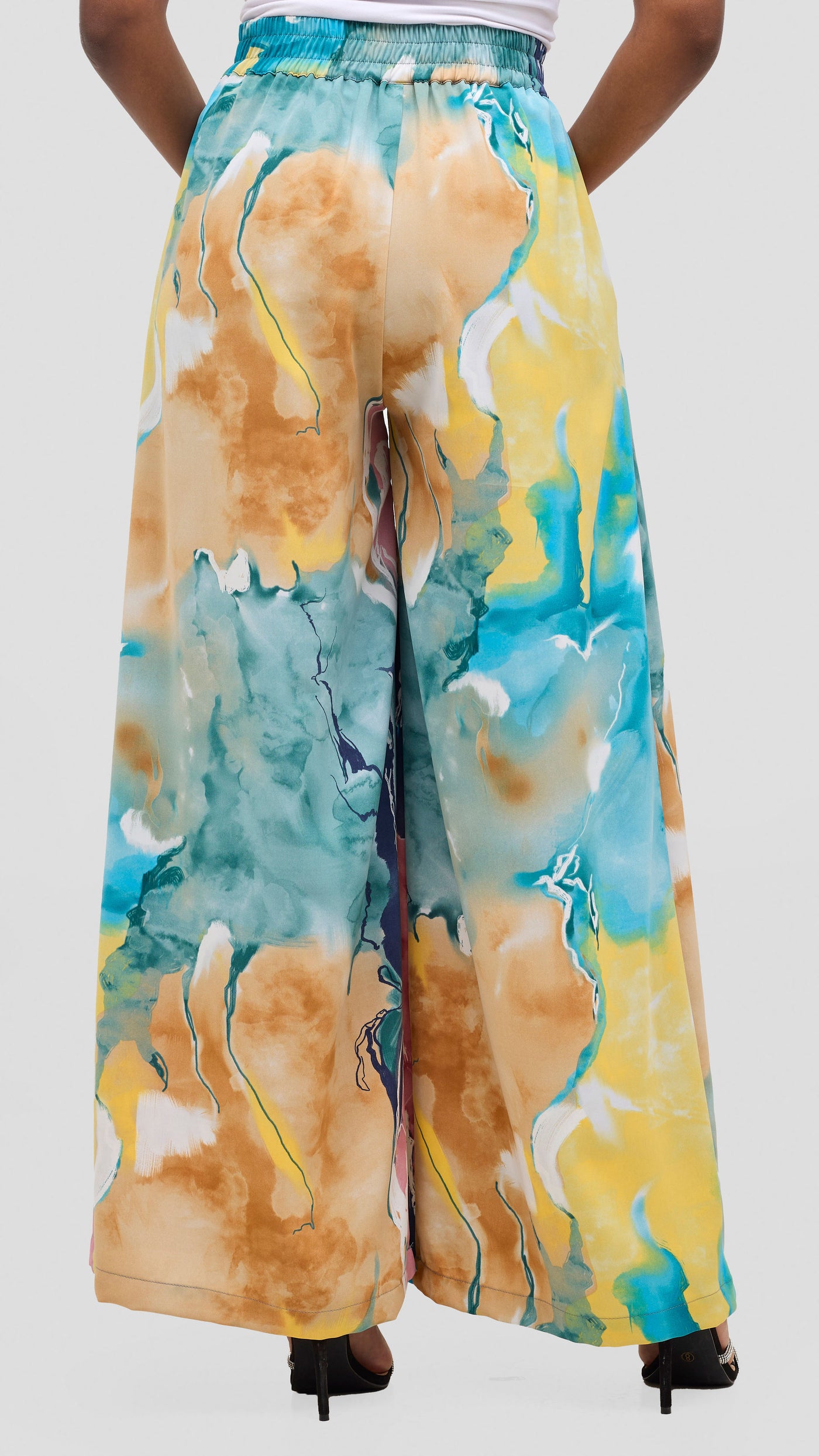 Vivo Basic Crepe Pants - Tan / Navy Print
