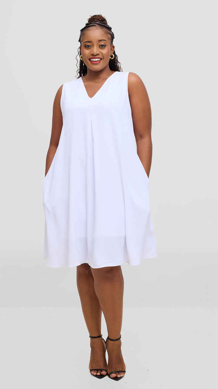 Vivo Ava Front Pleat Knee Length Dress In Crepe - White