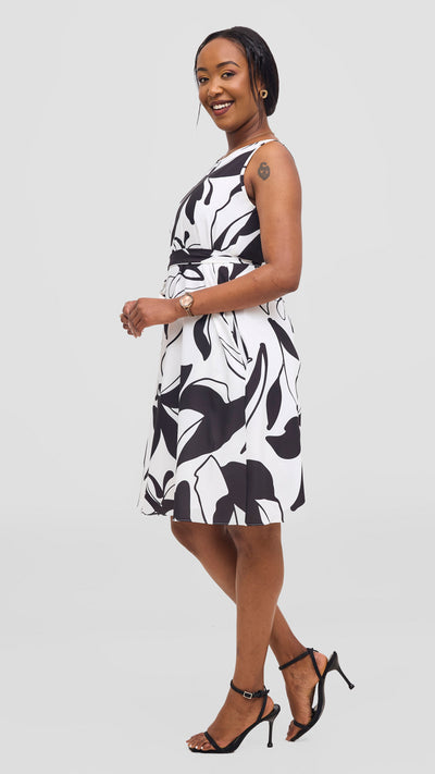 Vivo Basic Sleeveless Tent Dress - White / Black Print