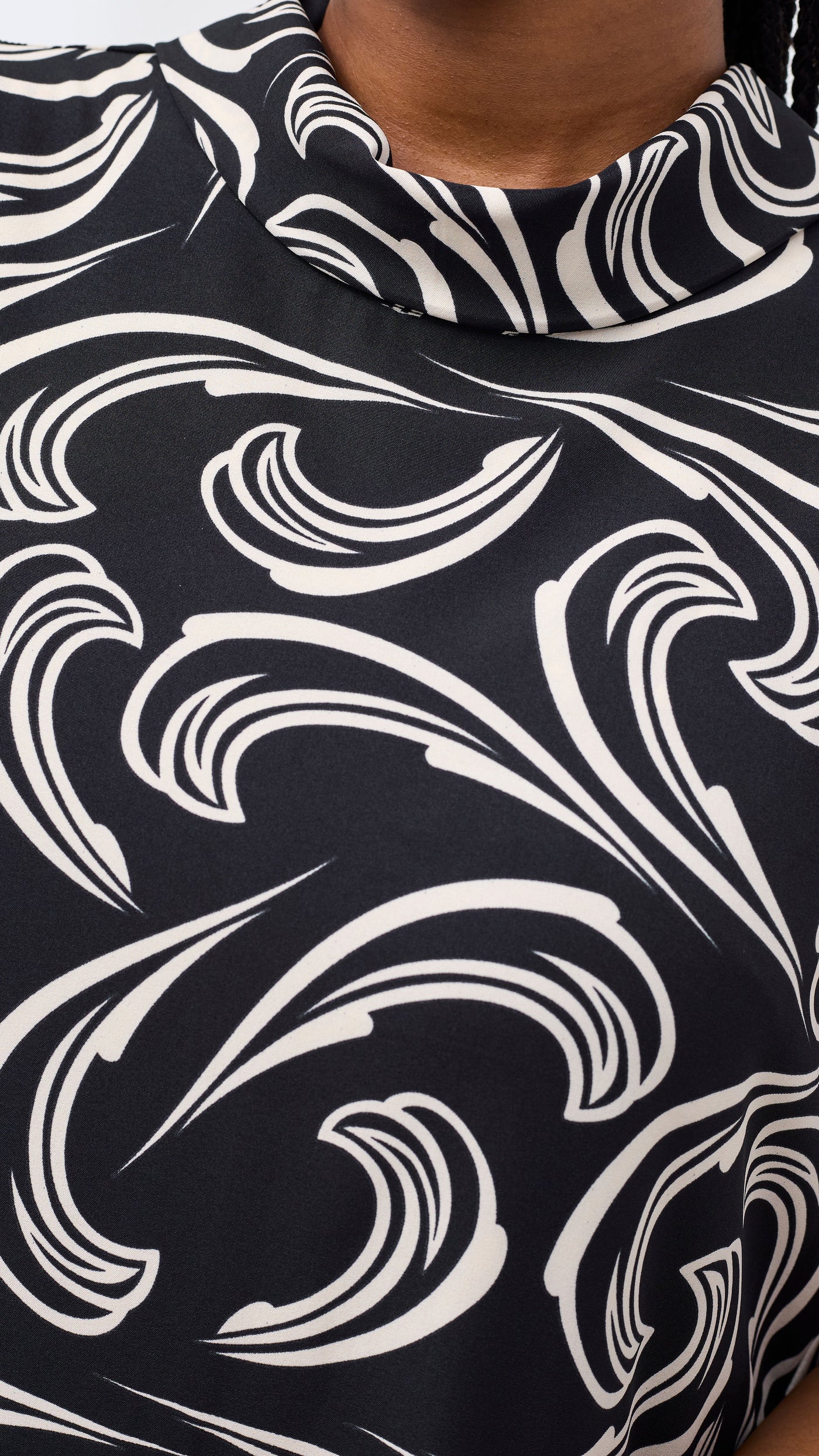 Vivo Bissa Reversible Maxi Dress - Black / Cream Print