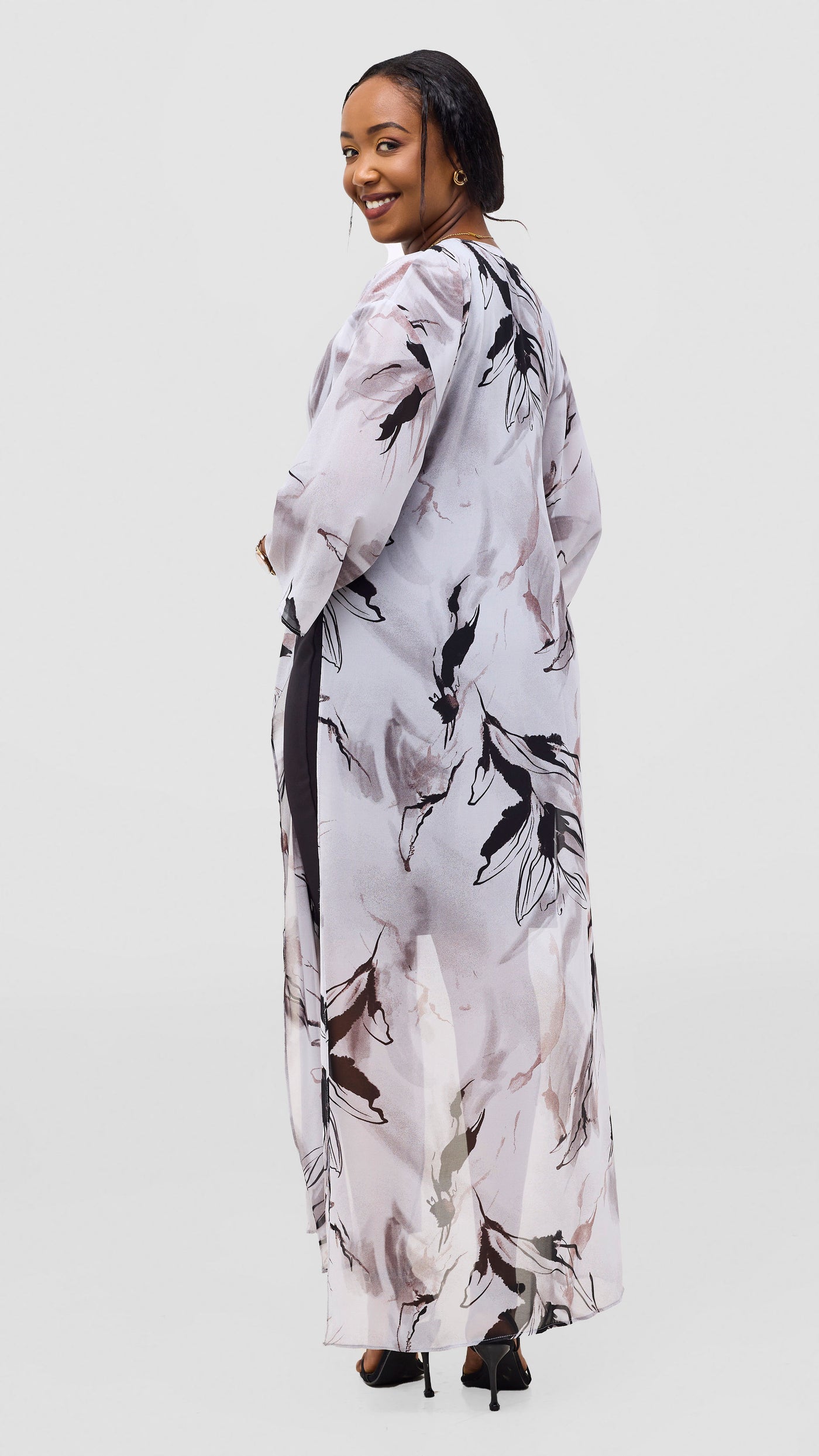 Vivo Nandi High Slit Kimono - Light Grey / Black Print