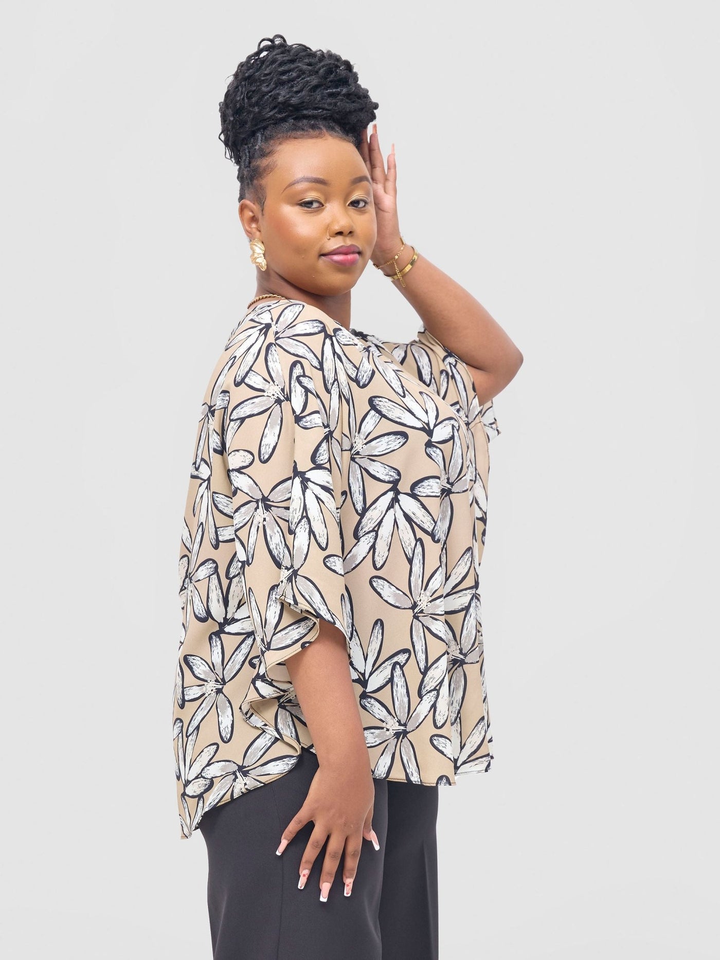Vivo Sakari Circular Loose Top - Taupe / Grey Print - Shopzetu