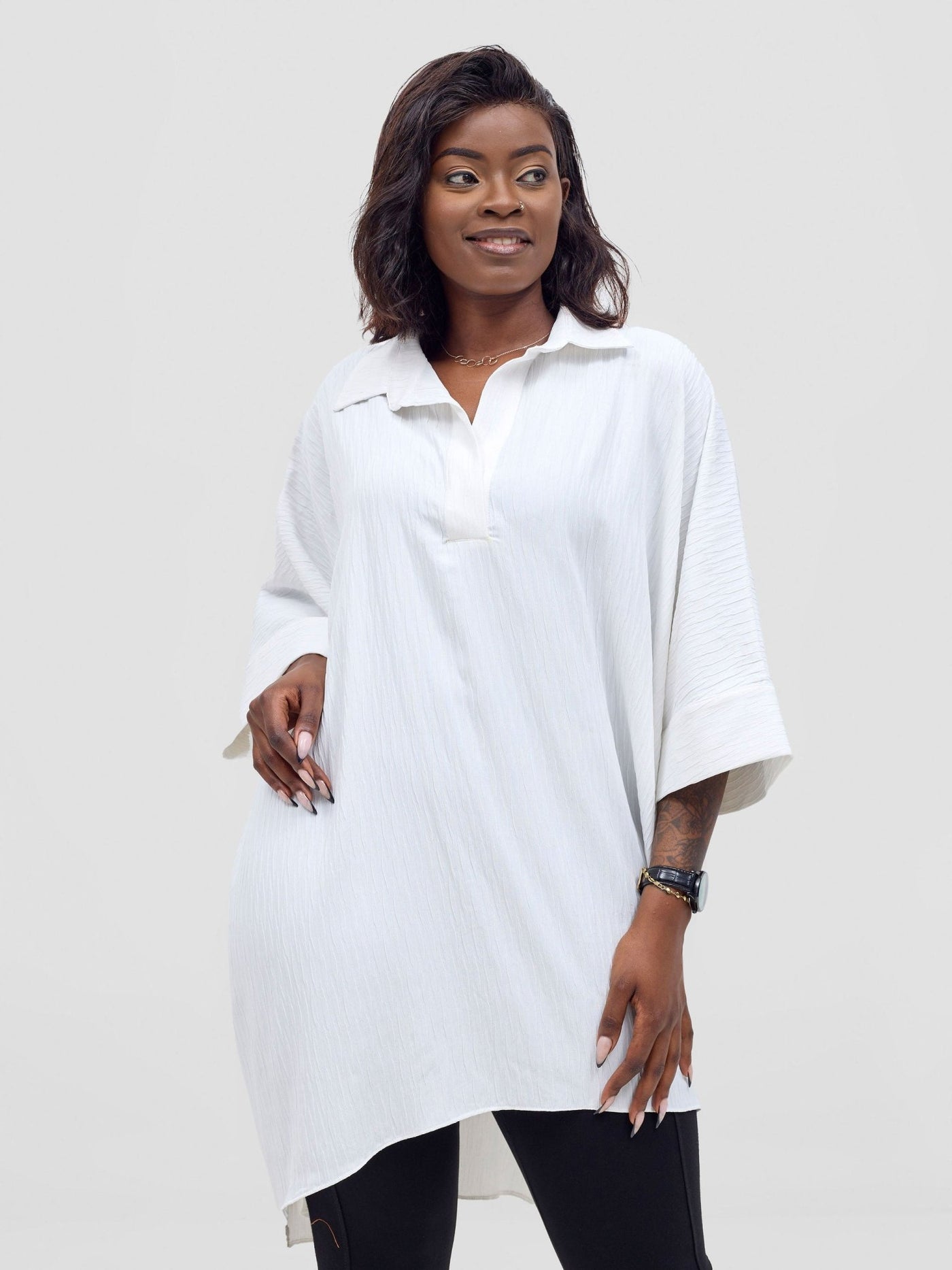 Vivo Mistari 3/4 Sleeve V - Neck Collared Tunic Top - White Textured - Shopzetu