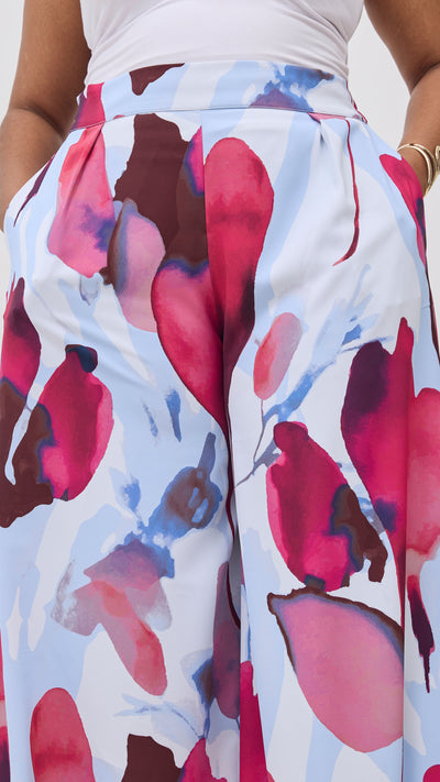 Vivo Ayla Crepe Pants - Light Blue / Burgundy Dola Print