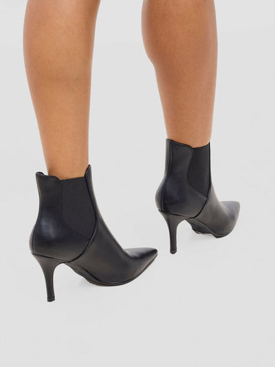 Nine West Trap2 Boot - Black - Shopzetu