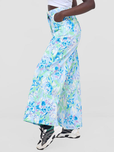 Zoya Nia Wide Leg Denim Pants - Blue / White Abstract Print