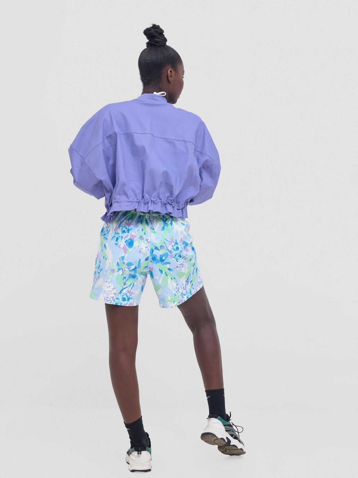 Zoya Nia Wide Leg Shorts - Blue / White Abstract Print - Shopzetu