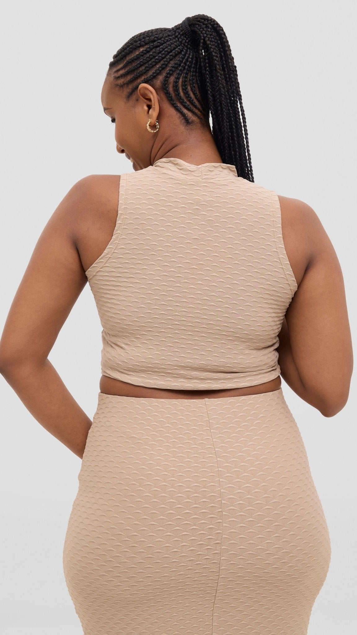 Vivo Kaisa Mock Neck Sleeveless Top - Taupe Hill Texture - Shopzetu
