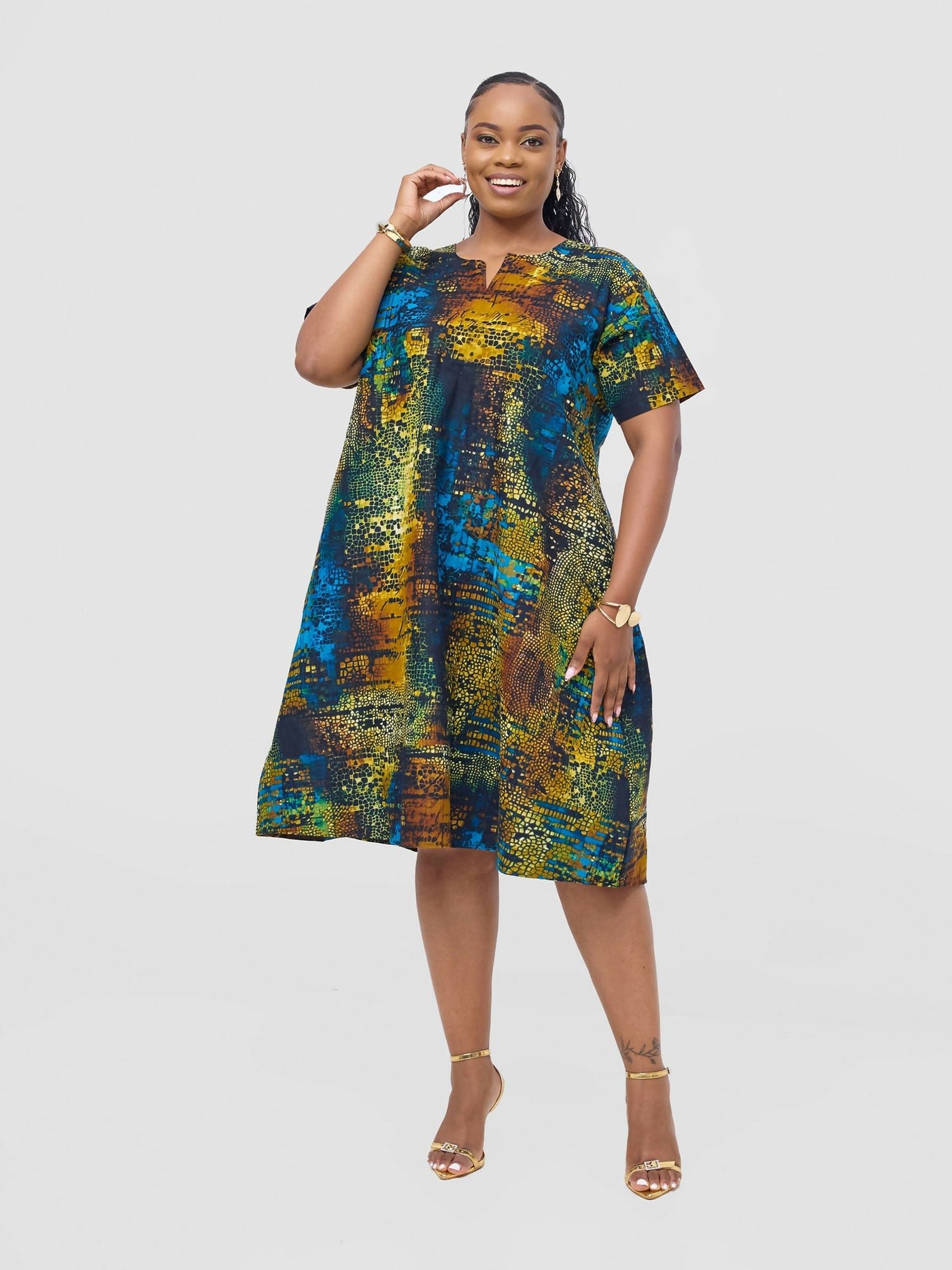 Prettygline Enzini Shift Dress - Multicolored - Shopzetu