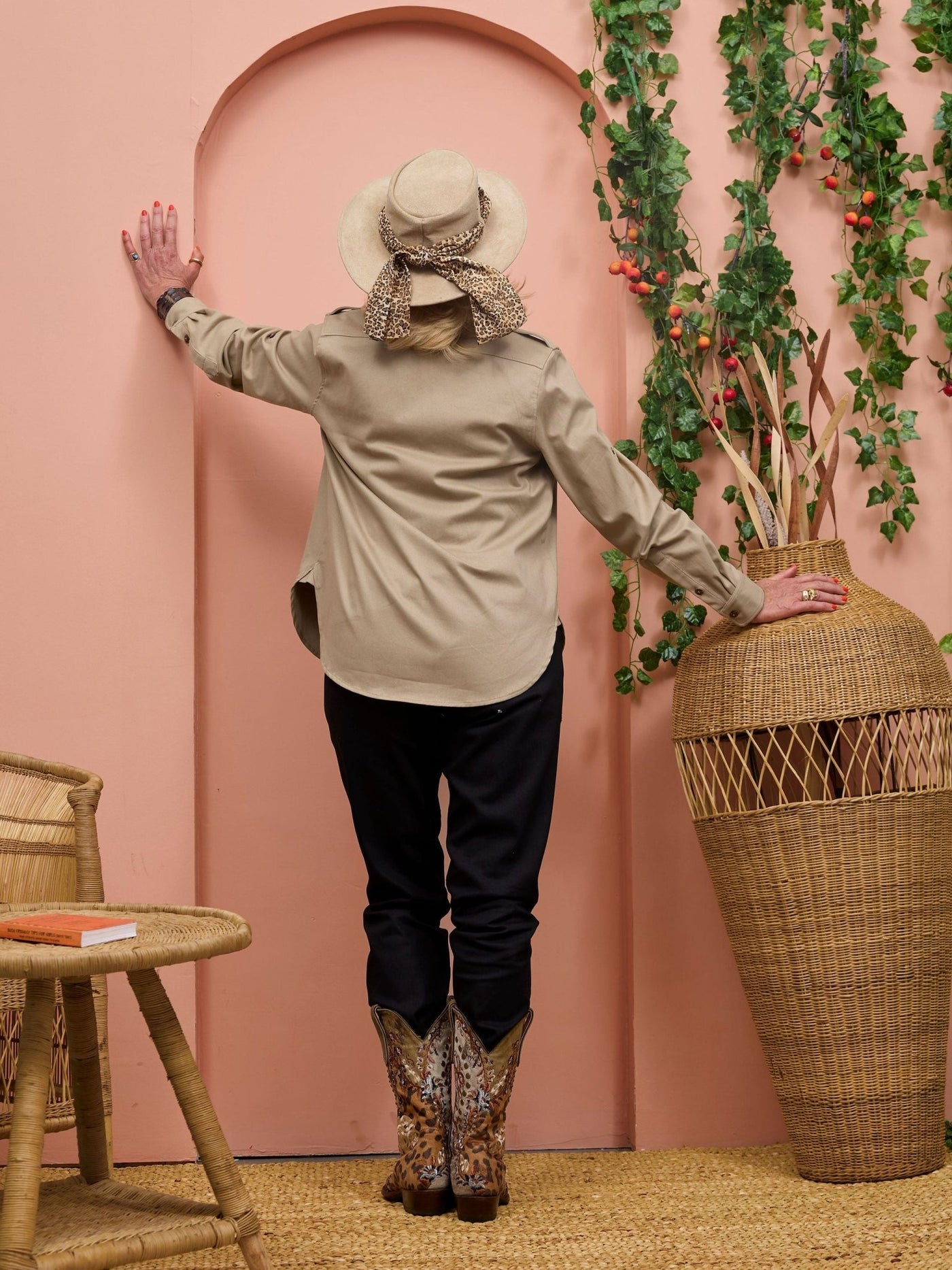 Safari Chui Heavy Shirt - Taupe - Shopzetu