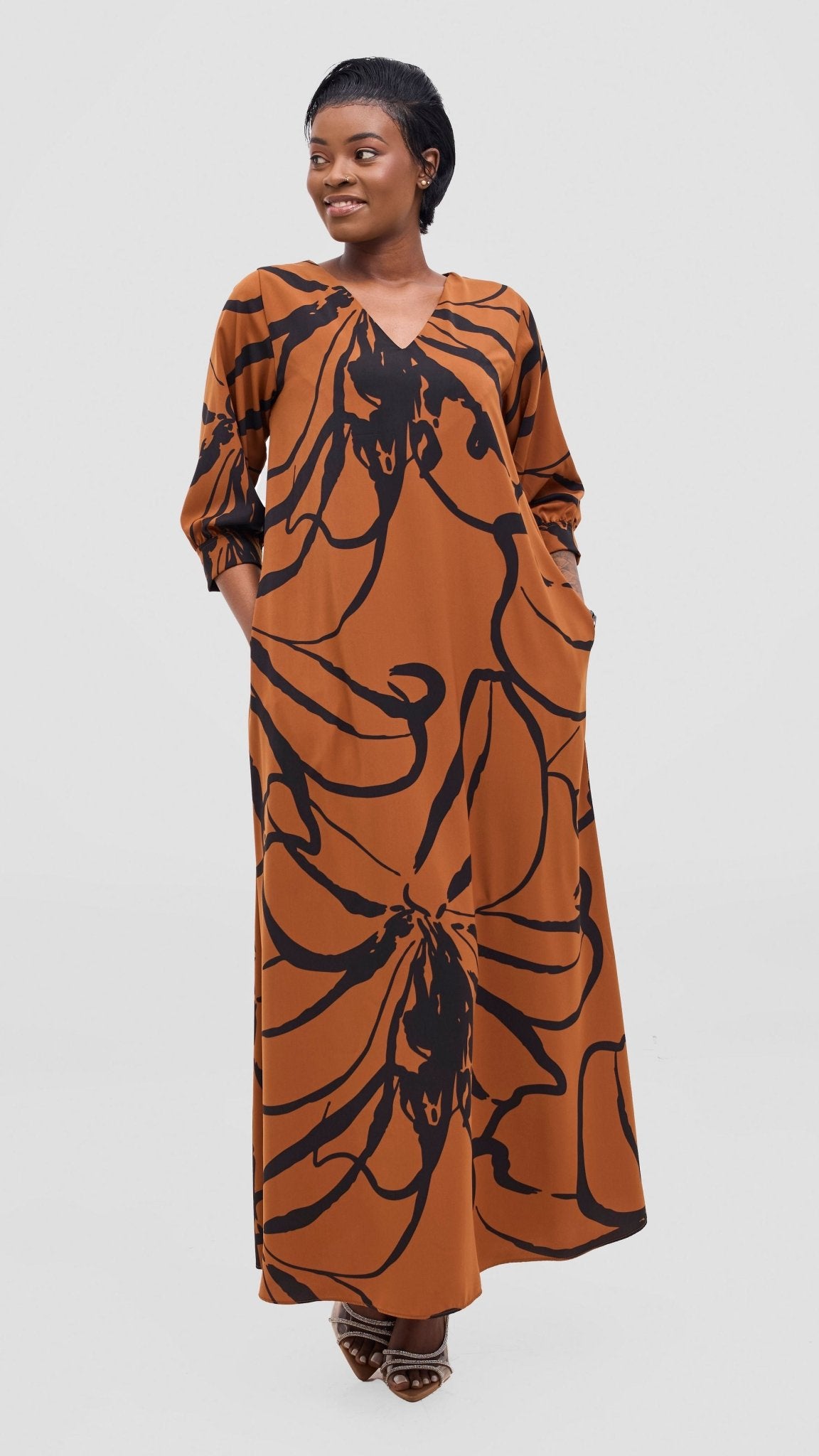 Vivo Hadiya Tie Maxi Dress - Brown / Black Luwe Print - Shopzetu