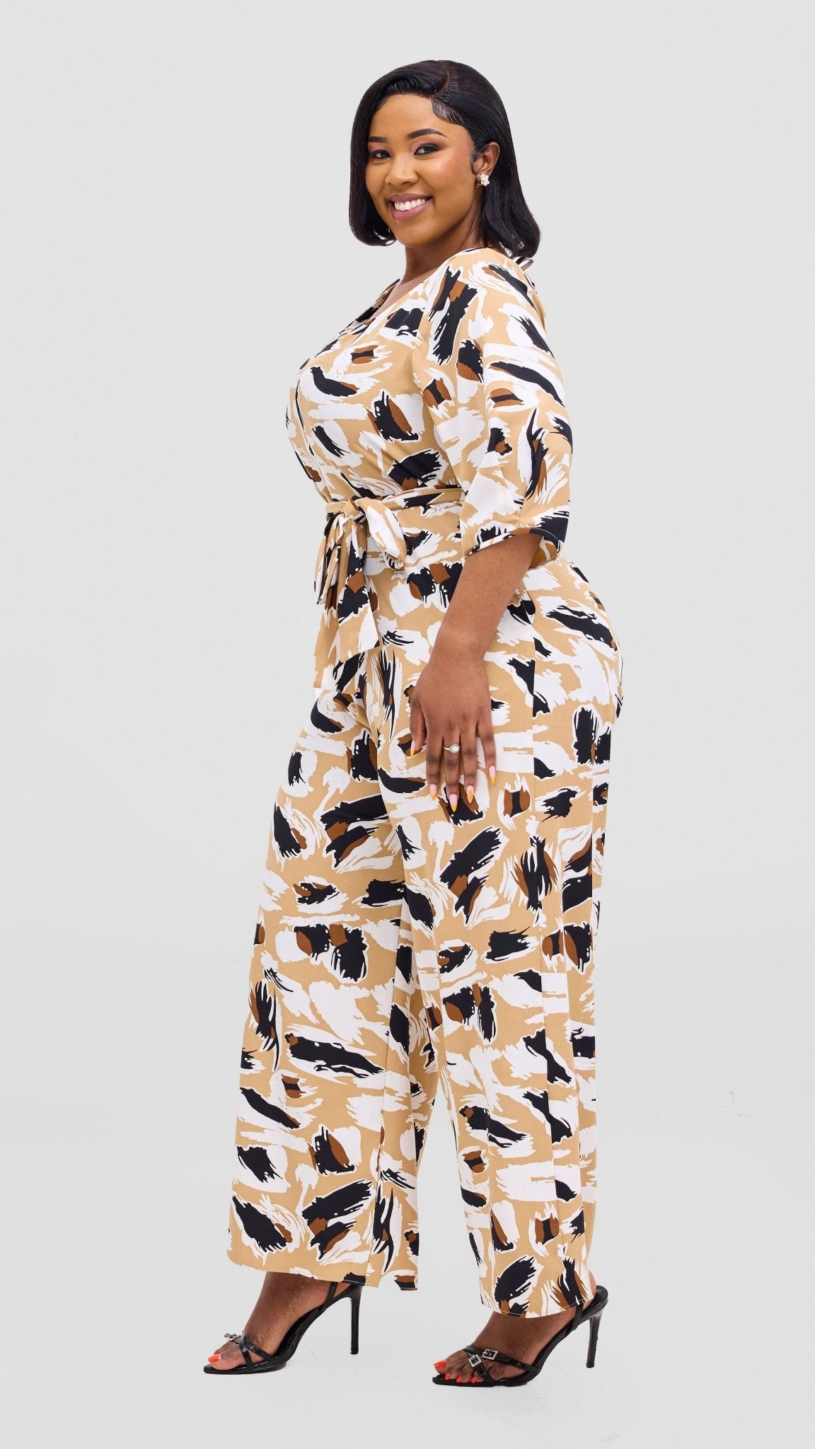 Vivo Zahari Sweatheart Neck Jumpsuit - Taupe / White Print - Shopzetu